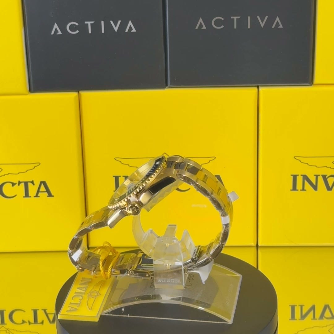 Invicta Pro Diver Men 40 mm Stainless Steel Gold Silver Dial Pc32 Watch – 40mm
