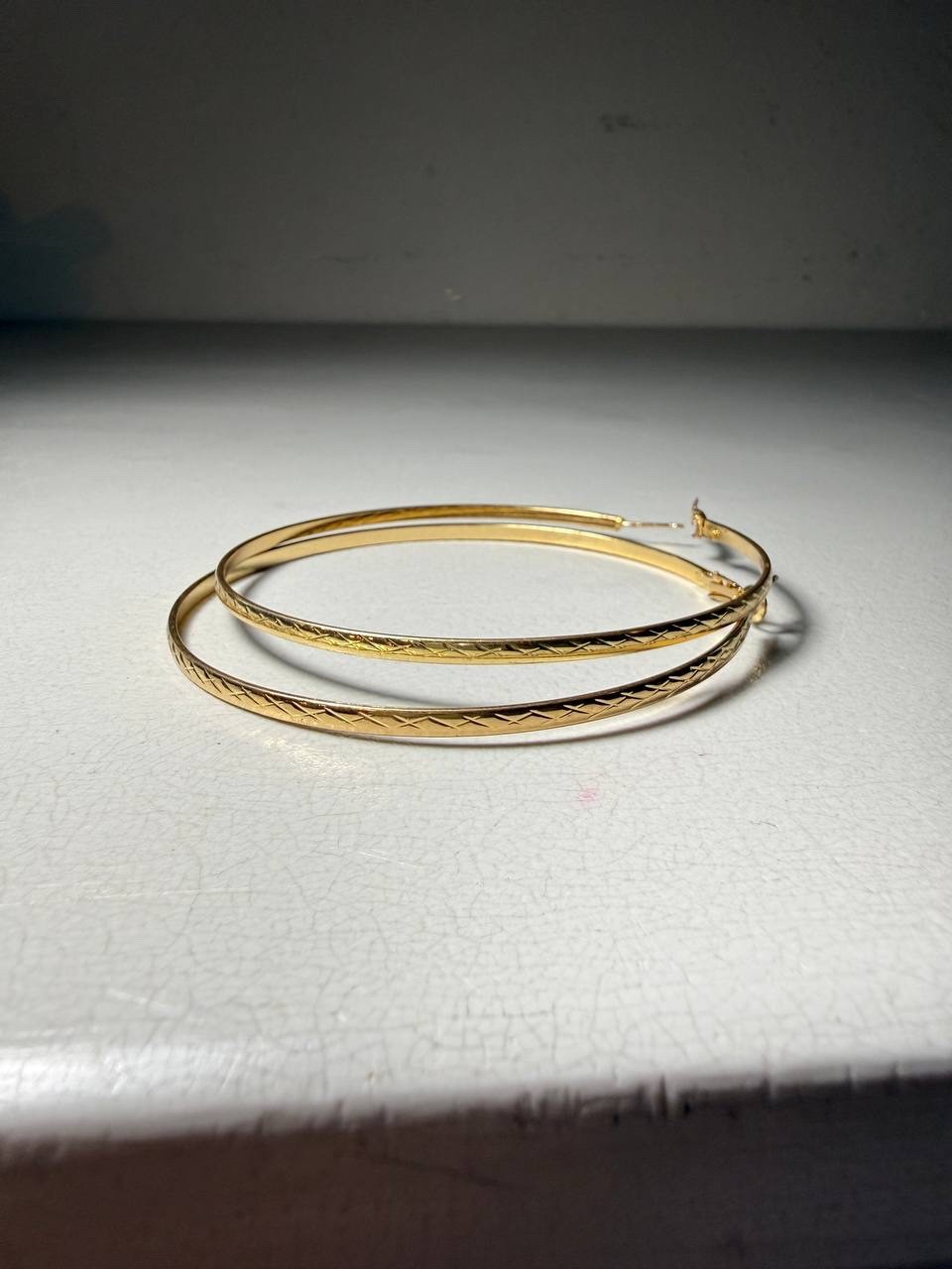Lot of 3 Pairs Gold Tone Hoop Earrings Stylish Costume Jewelry Pre-Owned Nice!