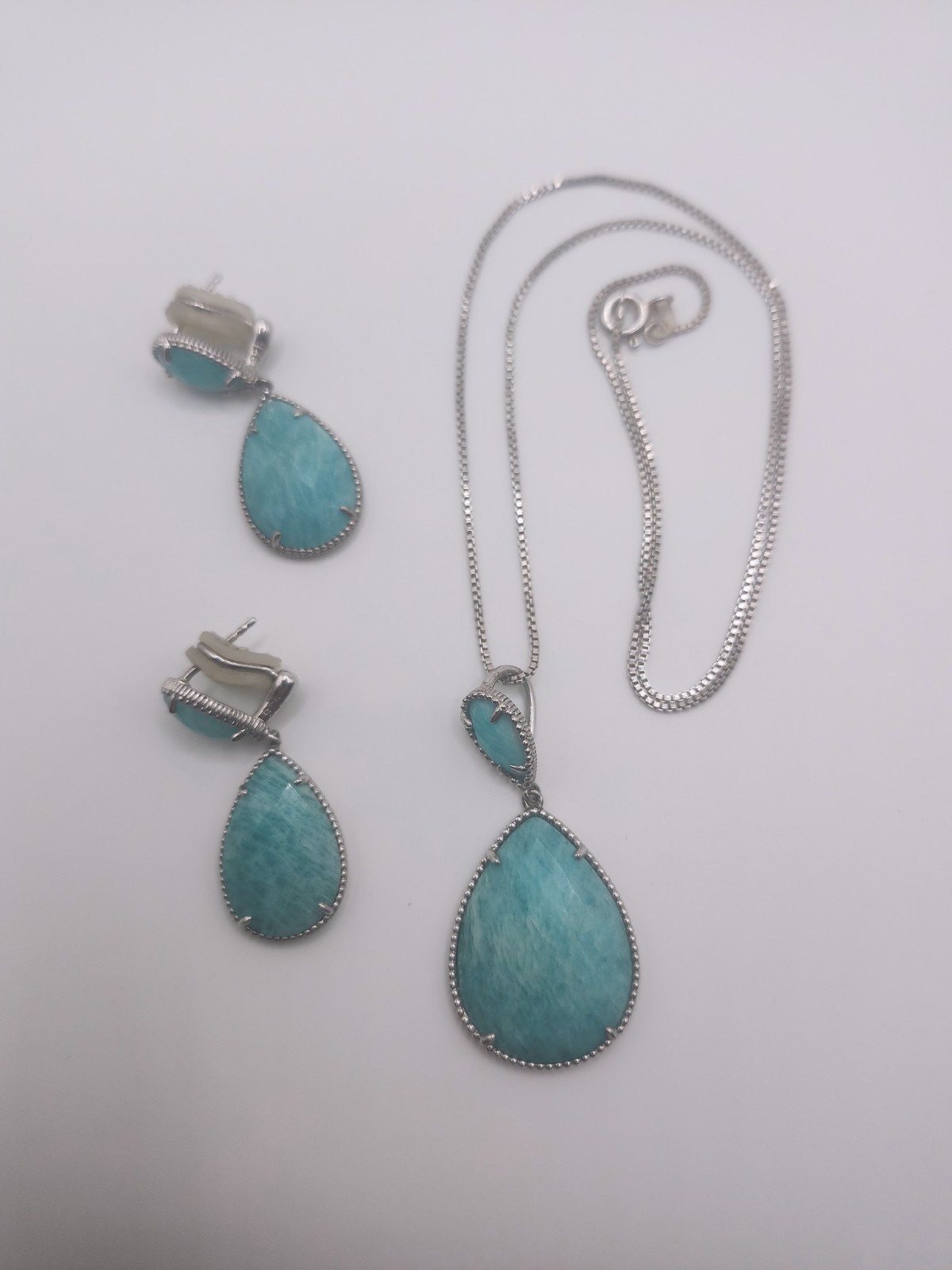 Effy Sterling & Amanzonite Pendant & Earrings w/ 18 inch Chain