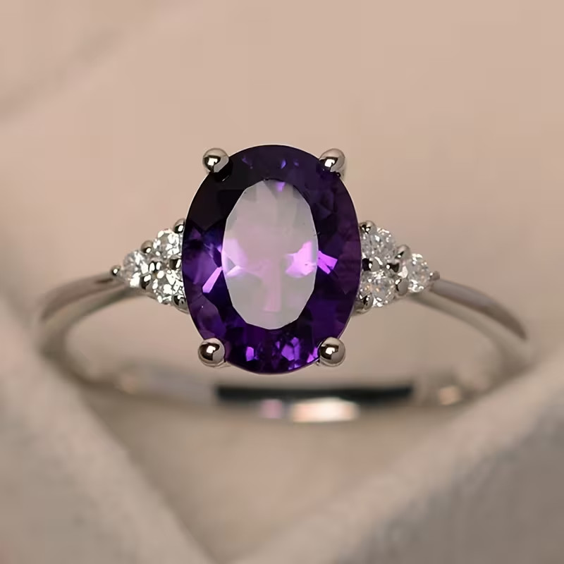 Beautiful Women’s Amethyst & Cubic Zirconia Ring, Size 9. FREE SHIP IN THE USA!