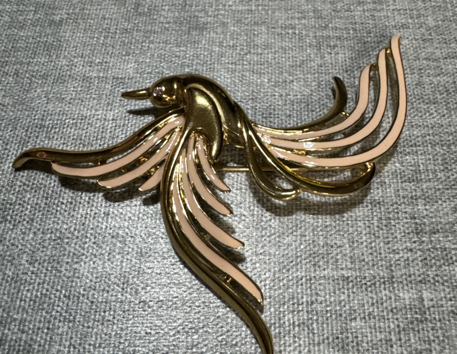 Vintage Trifari 1980s Signed Gold Pink Enamel Paradise Bird Brooch Rare!