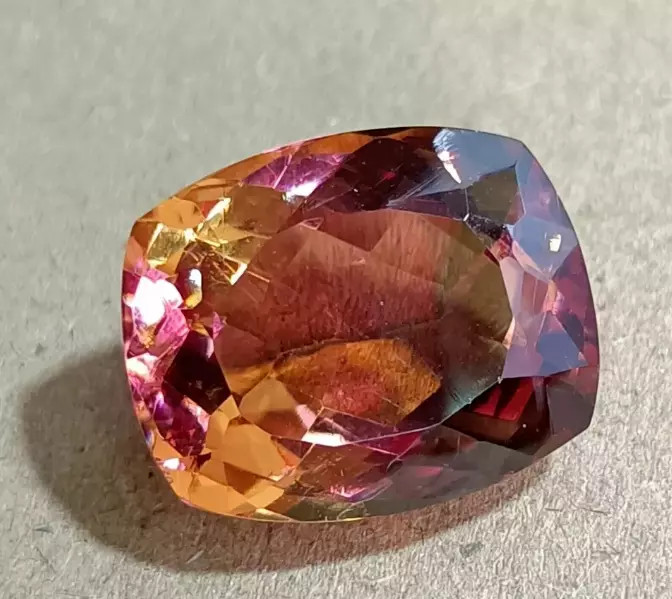 NATURAL Cushion Loose A+ Zultanite Bi-Color Change CERTIFIED GEMSTONE 7.62 Ct