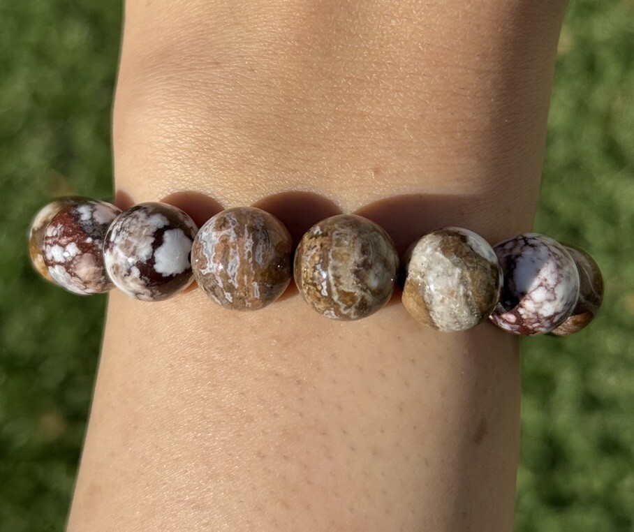 Brown Wild Horse 7 Inch Stretch Bead Bracelet Gift Southwestern