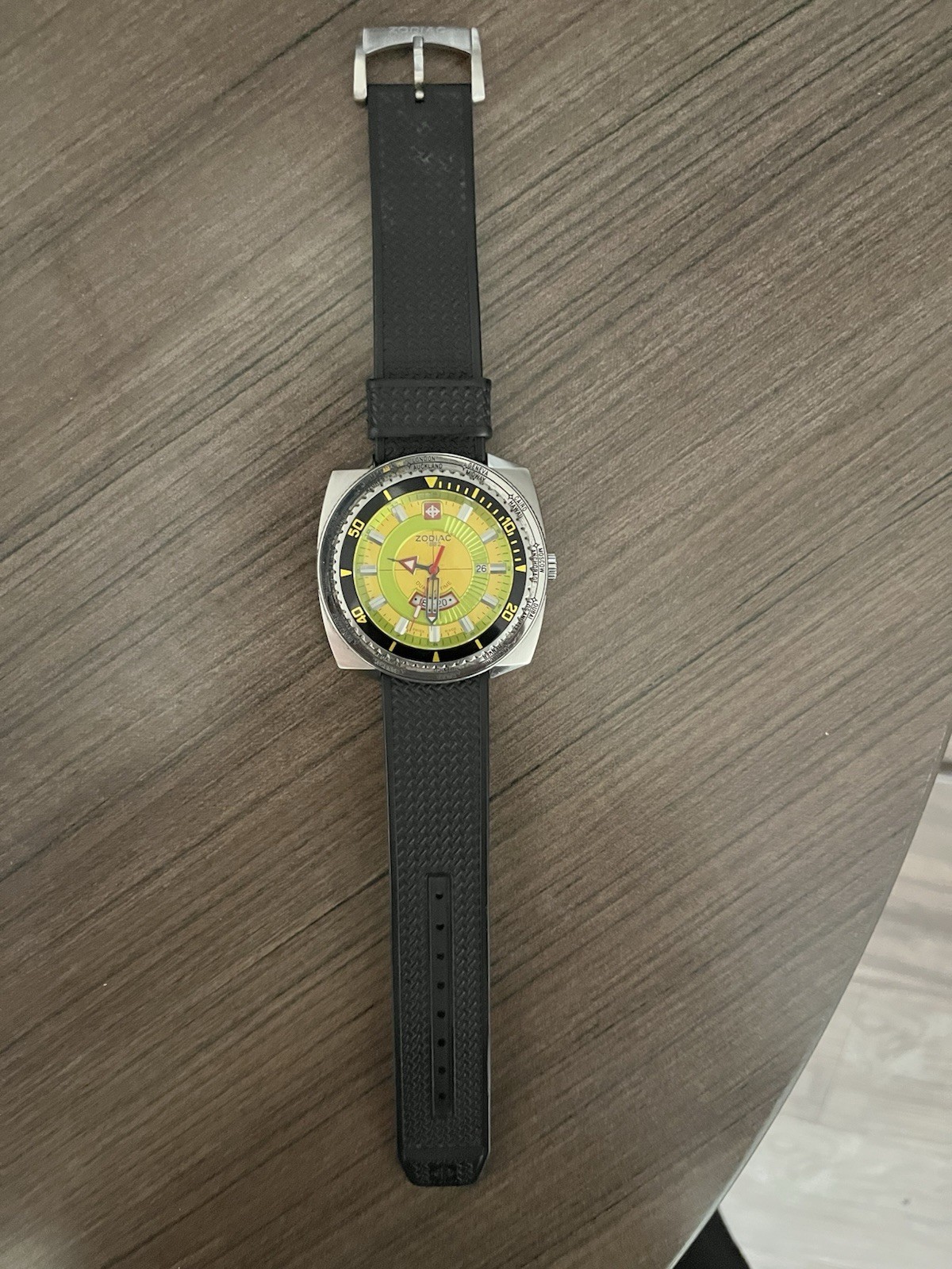 Rare Zodiac Super SeaDragon ZO3705