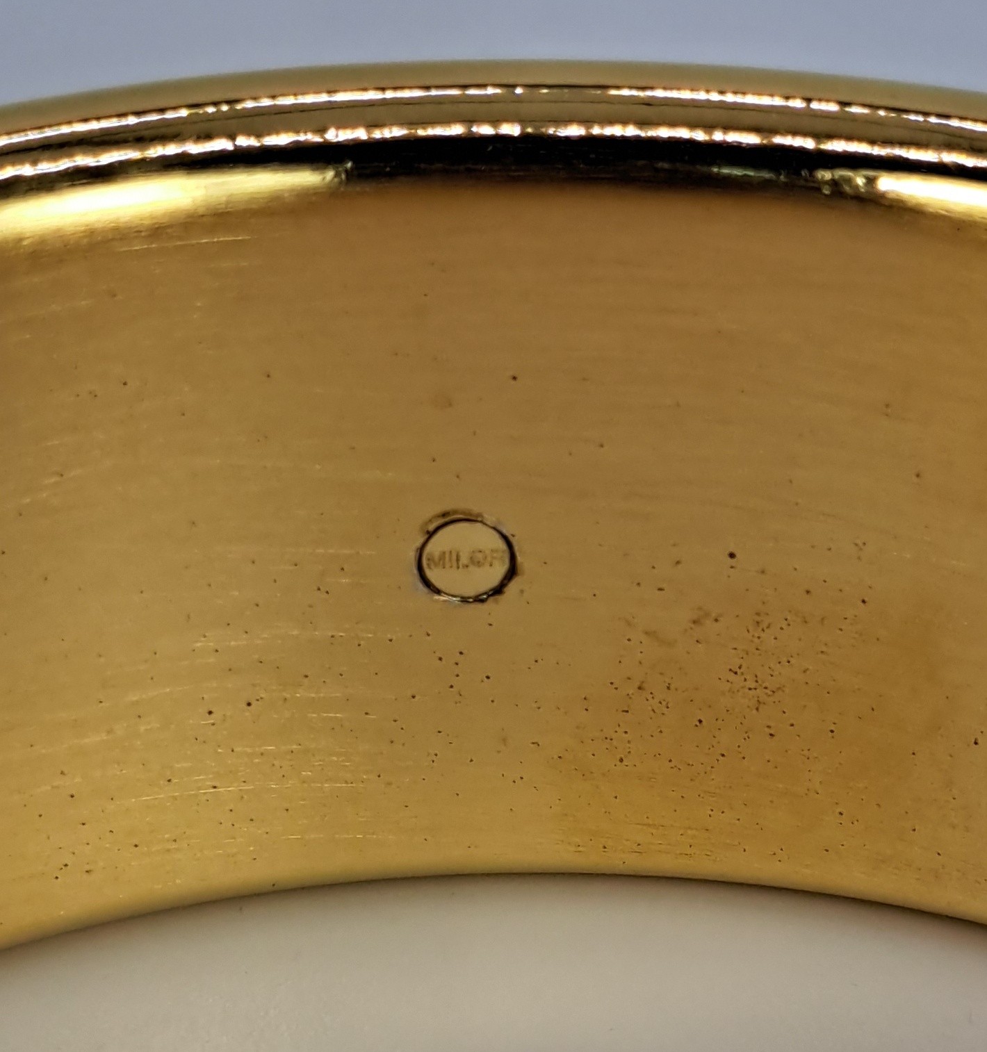MILOR 14K Yellow Gold Resin Core Bold Textured Bangle Bracelet Large 7.75″ NEW