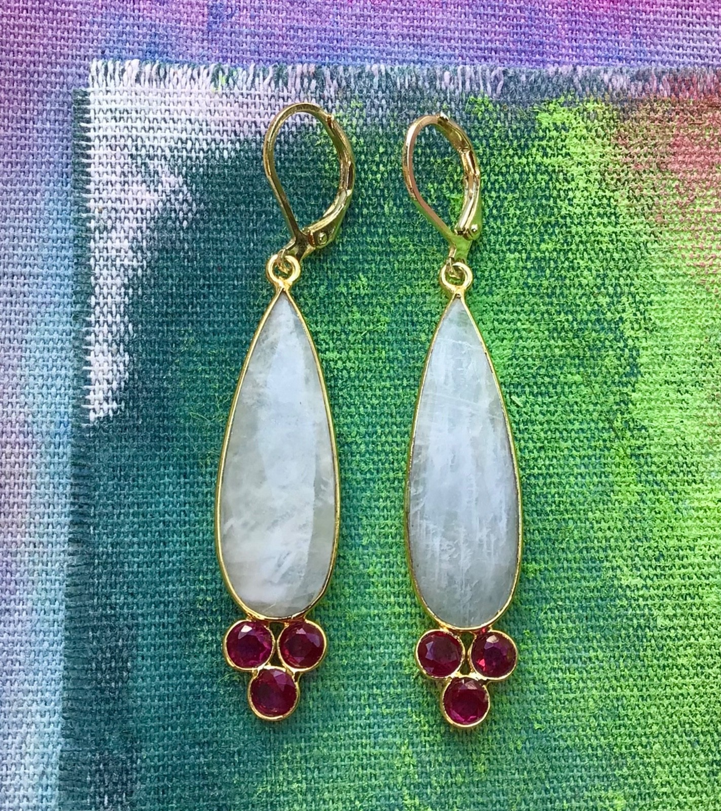 $270 MOONSTONE SUNDANCE CHARM ARTISAN JEWELRY EARRINGS