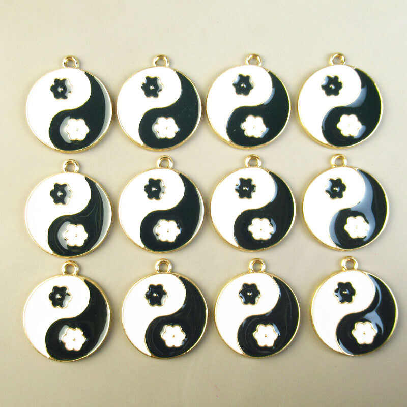 10Pcs Black White Enamel Tibetan Gold Flower Eight Trigrams Pendant Bead 2939PJ