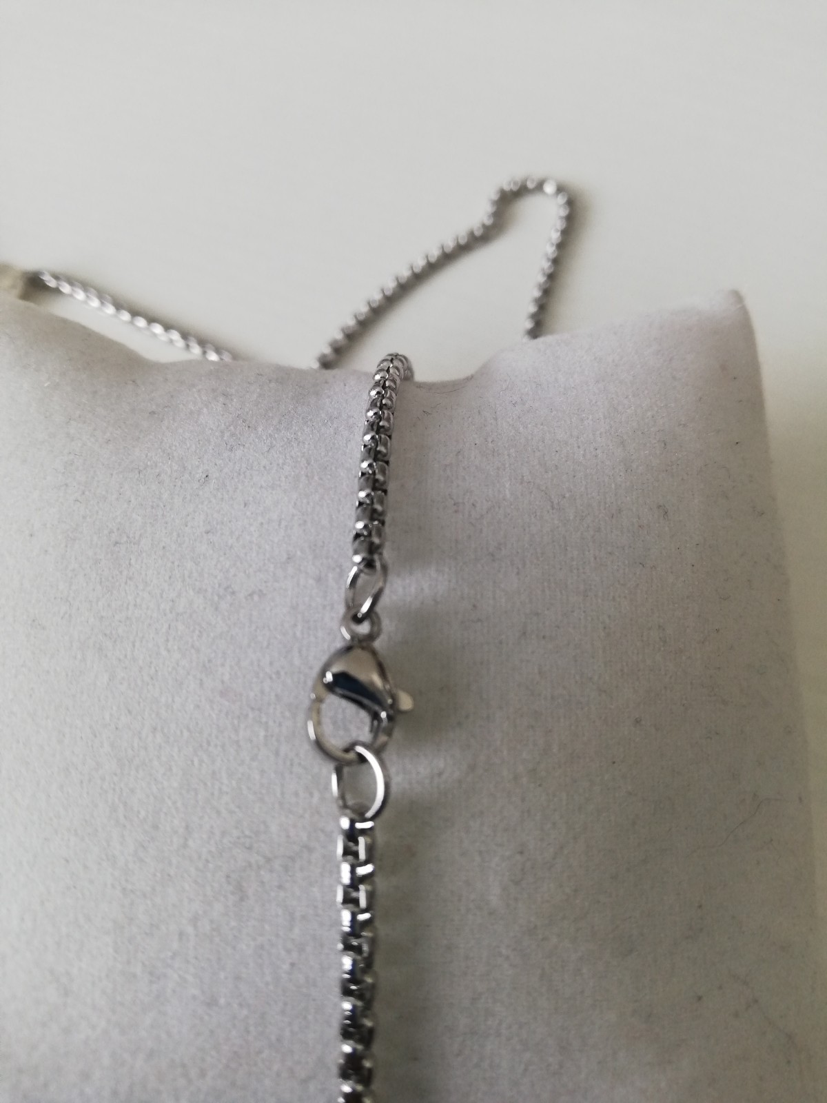 Superhero Superman Pendant 316L Stainless Steel Box Chain New.