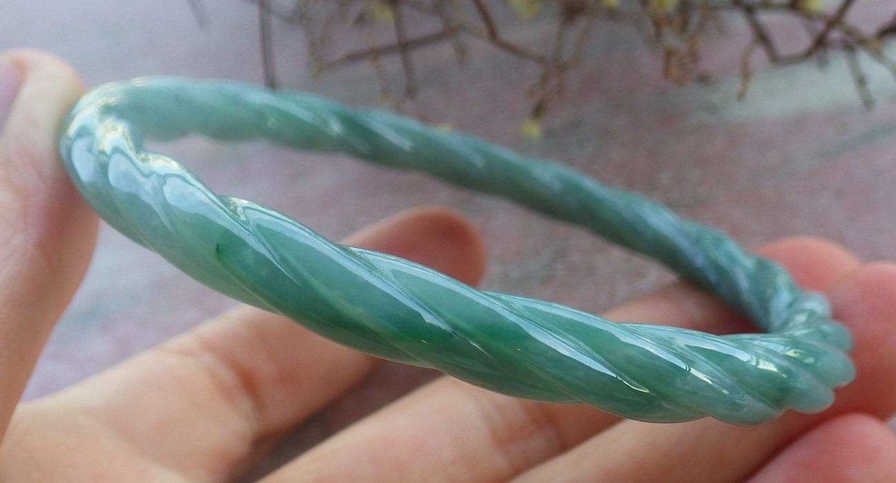 Video Certified Green 100% A JADE Jadeite Knotted Bangle Bracelet 61mm 手镯 705277