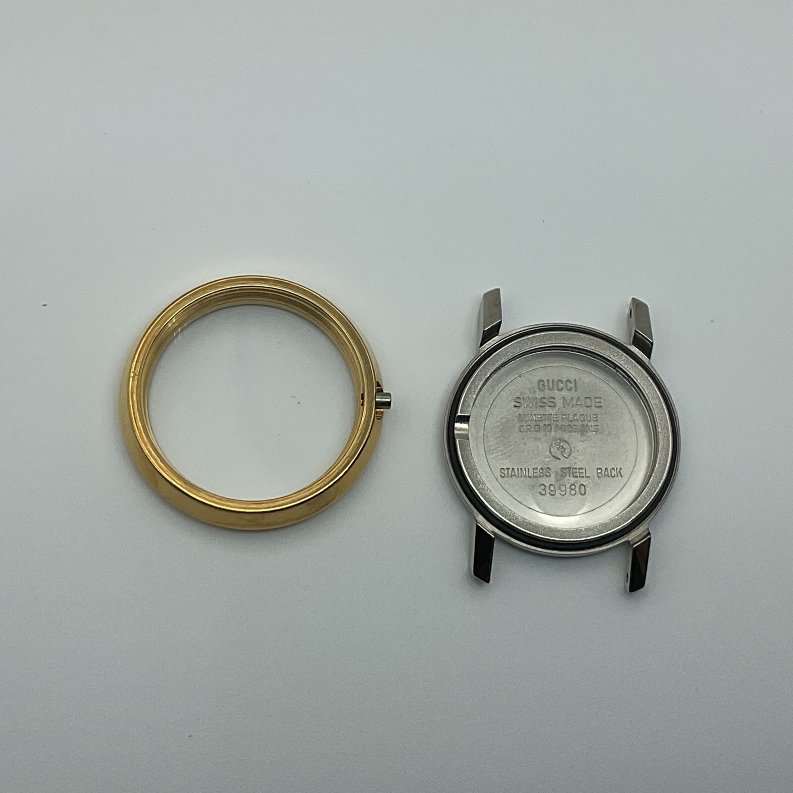 NOS GUCCI 2200L YELLOW GOLD PLATED COMPLETE WATCH CASE