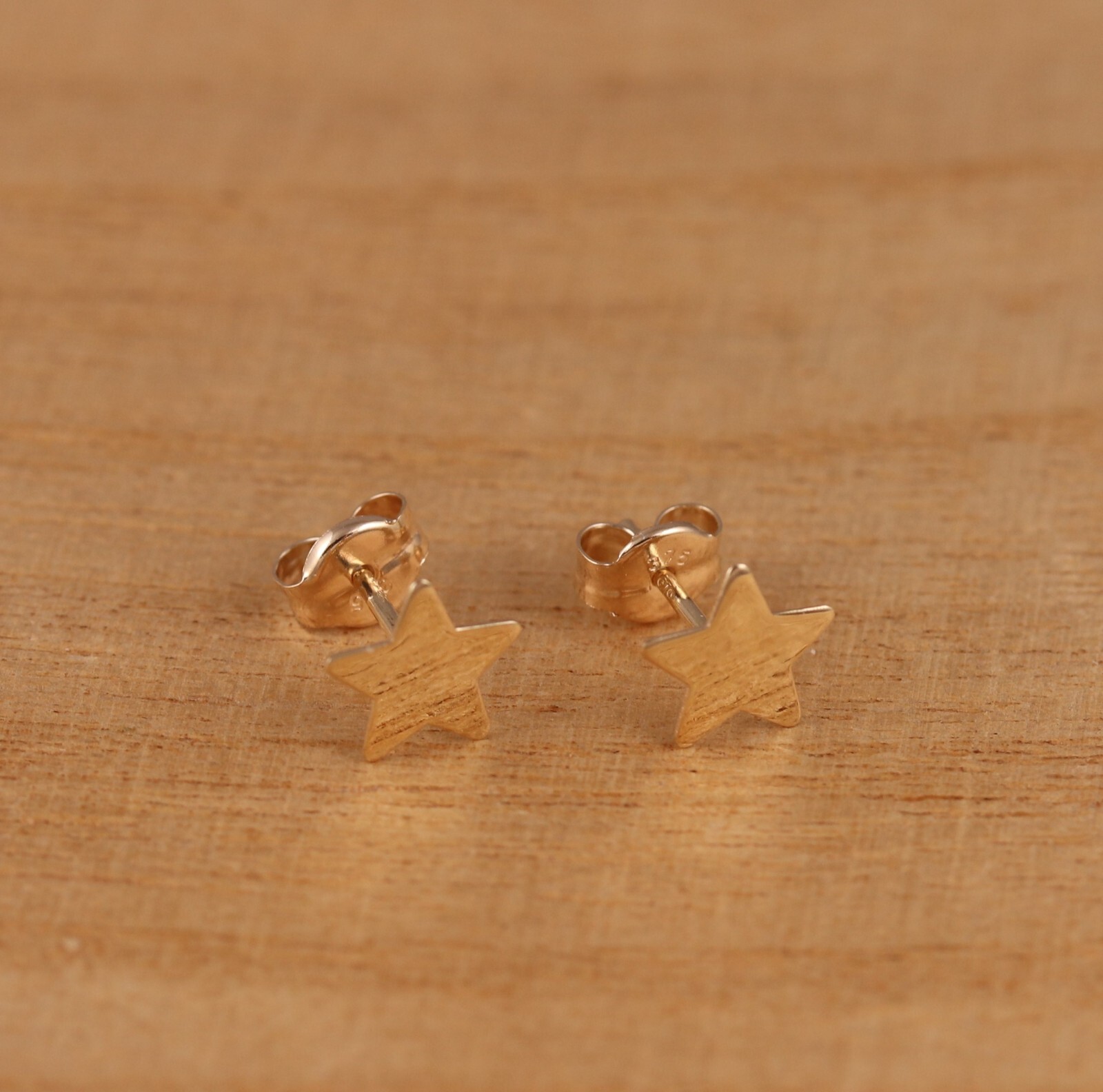 Genuine 9ct Gold Star Stud Earrings Plain Star Earrings a Pair Gift Boxed