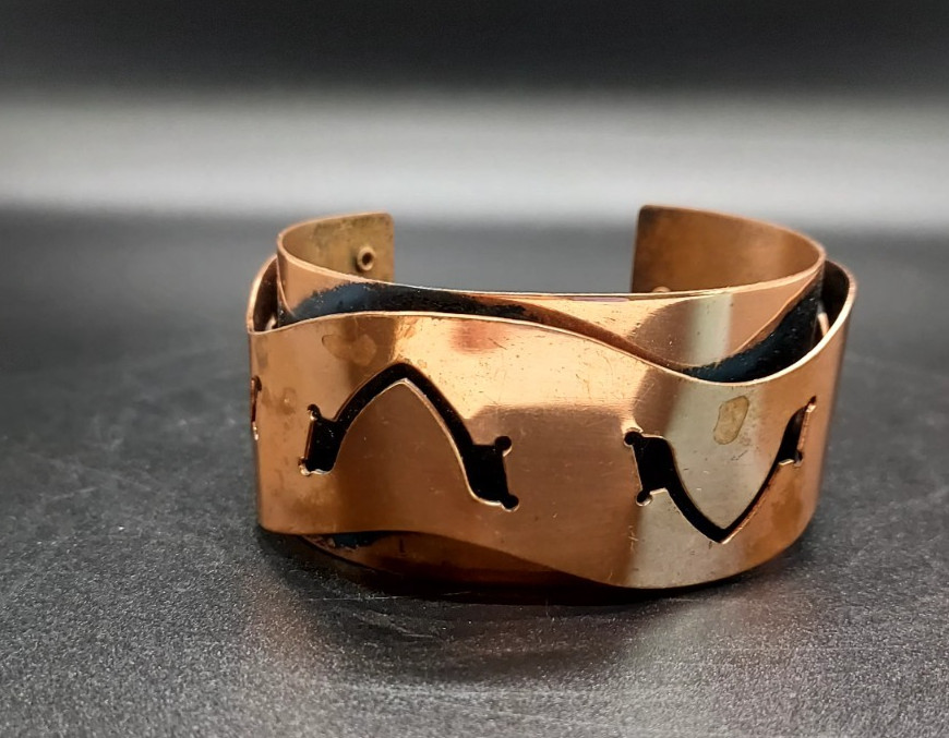 Vintage Copper 1 1/4 Inch Wide Bracelet Cuff