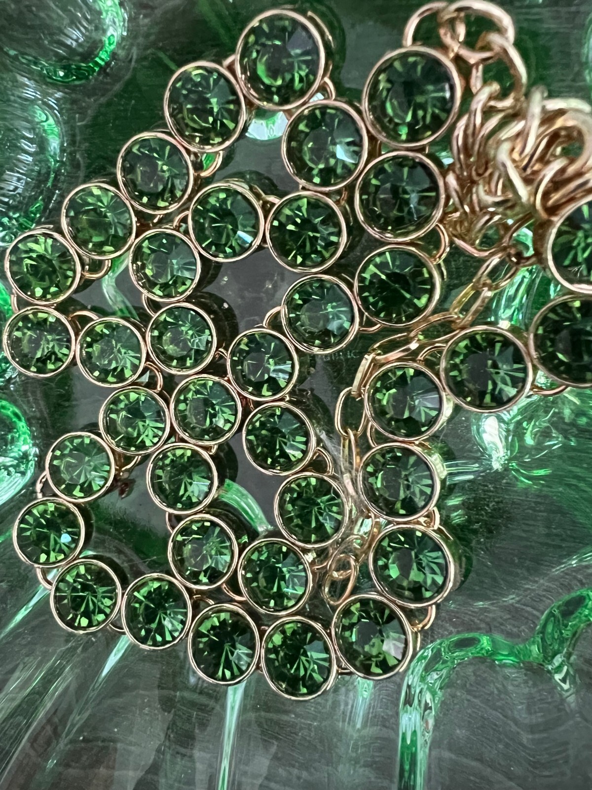 Vivid Jewel Tone Green Austrian Crystal Tennis Necklace Brass Gorgeous 18 inch