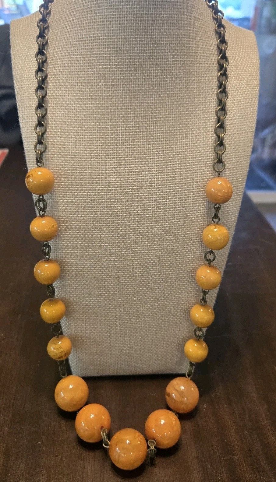 VTG Tested Bakelite Art Deco Egg Yolk Butterscotch Graduated Bead Necklace 114 G