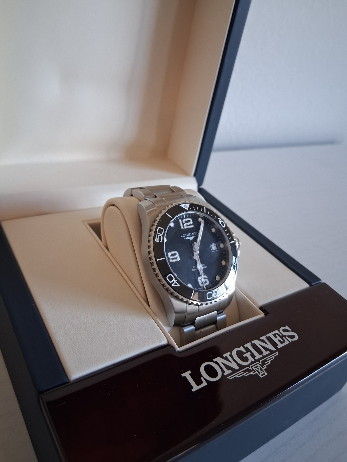 Longines HydroConquest 41mm ceramic L3.781.4.56.6