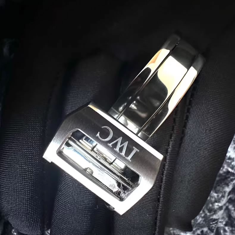 NEW IWC Pilot’s STAINLESS STEEL Deployment Folding Clasp Buckle (18mm) BRAND