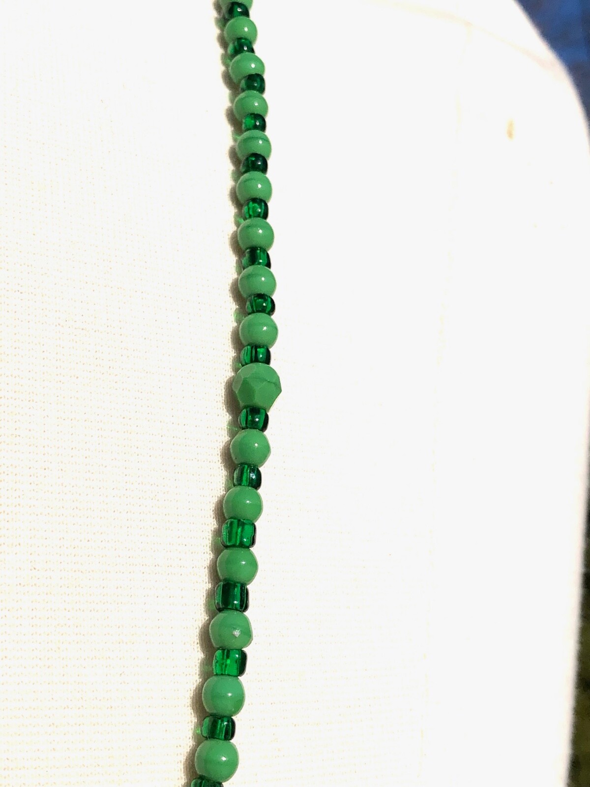 30″ Green Opaque Smooth Marble 1/4″ Bead Necklace Sm Seed Beads Continuous JN22