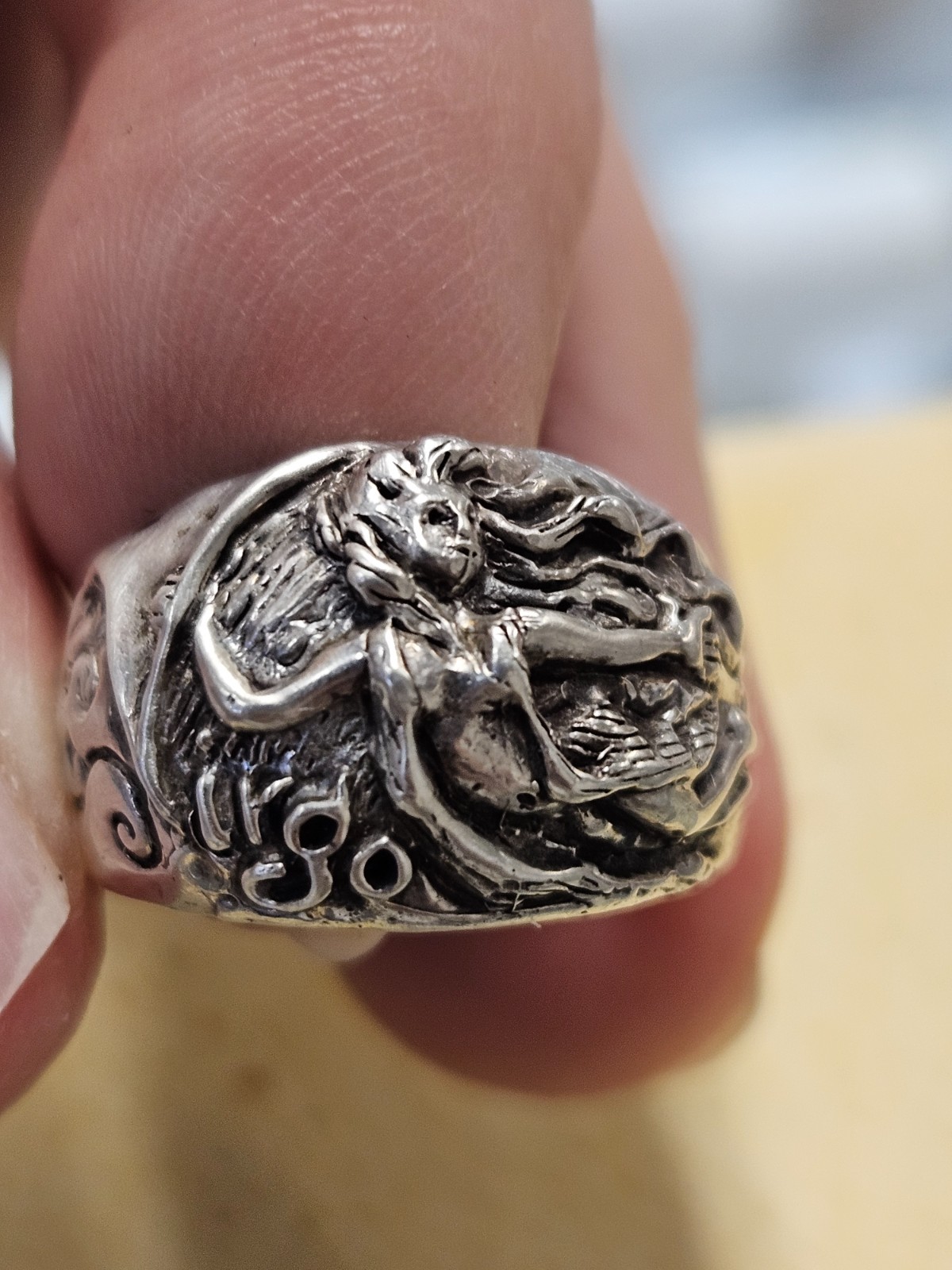 925 Sterling Silver Mermaid Ring. Not marked 925 but tested as silver.