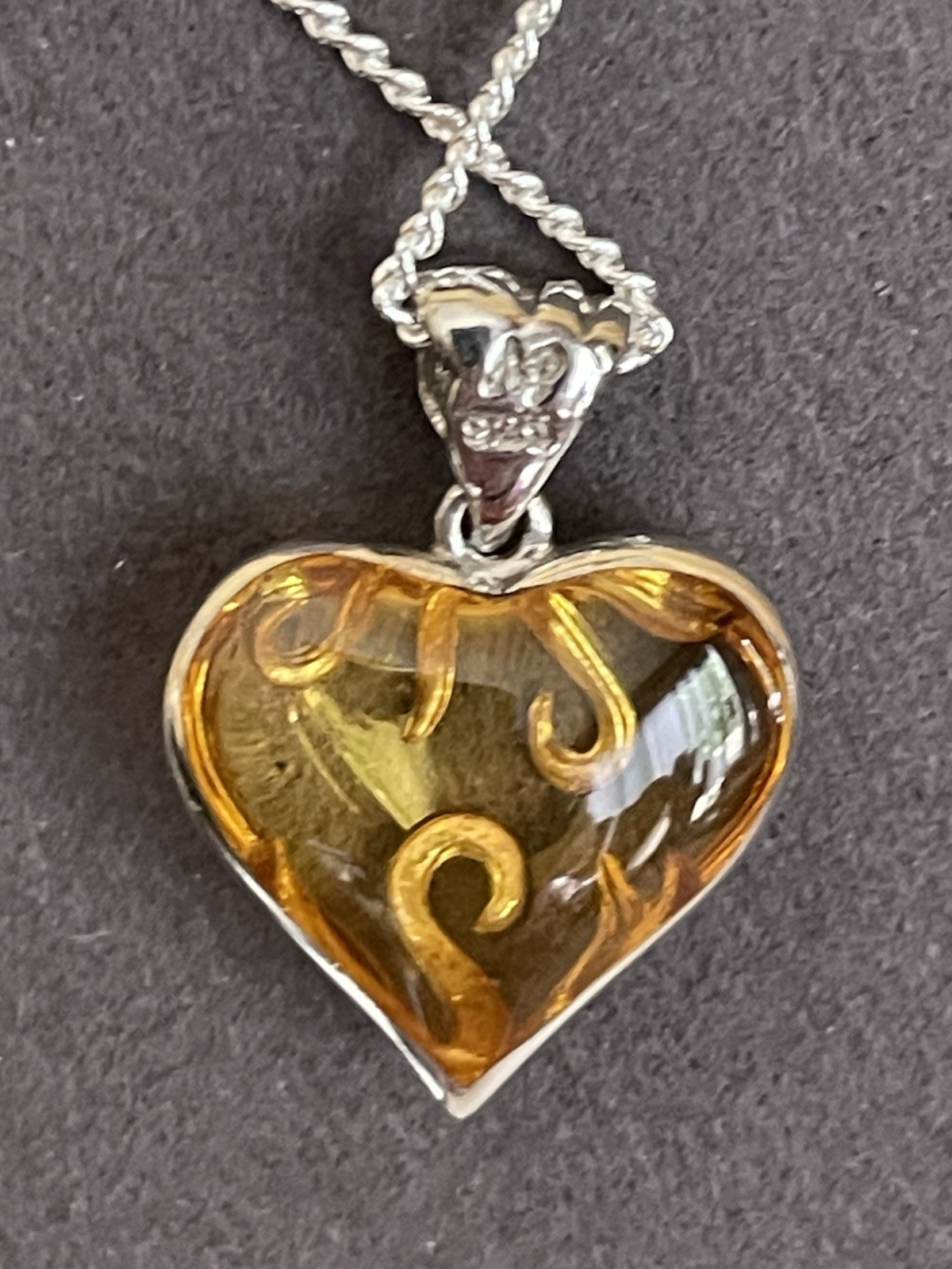 Sterling Silver Amber Heart Pendant On 46cm Length Chain