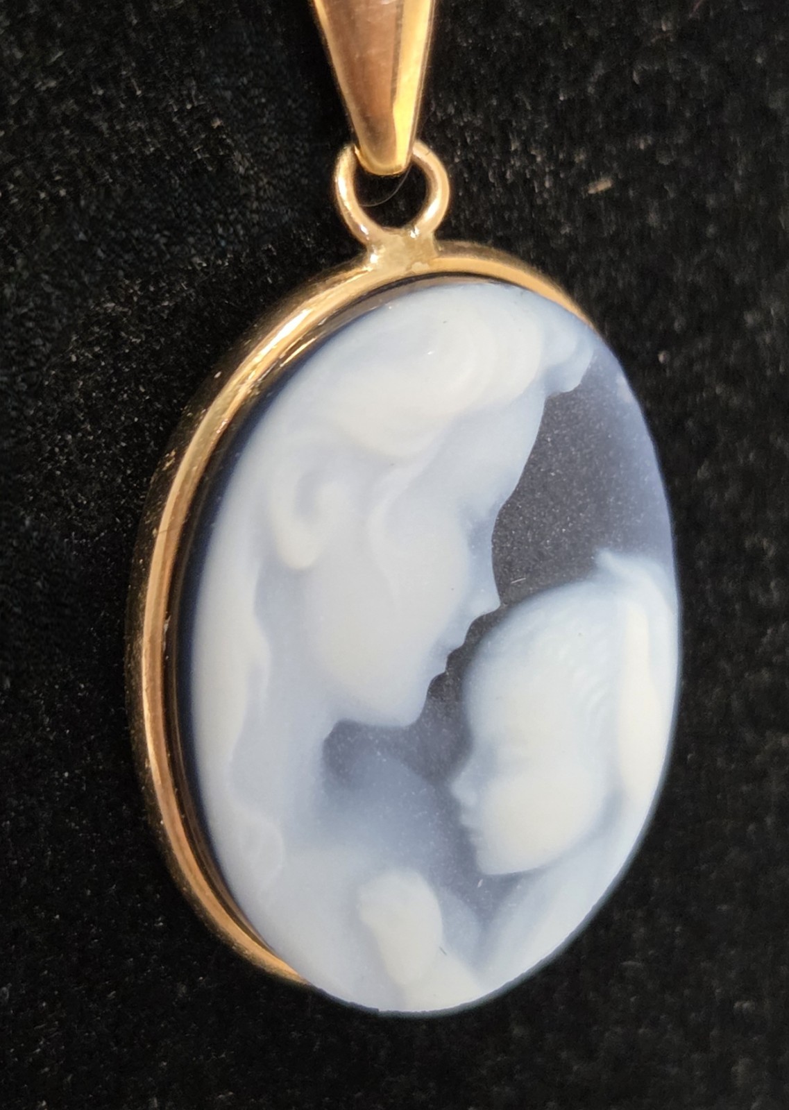 10k Gold Mother Child Blue Oval Cameo Pendant 18″ Necklace Heaven’s Gift Baby