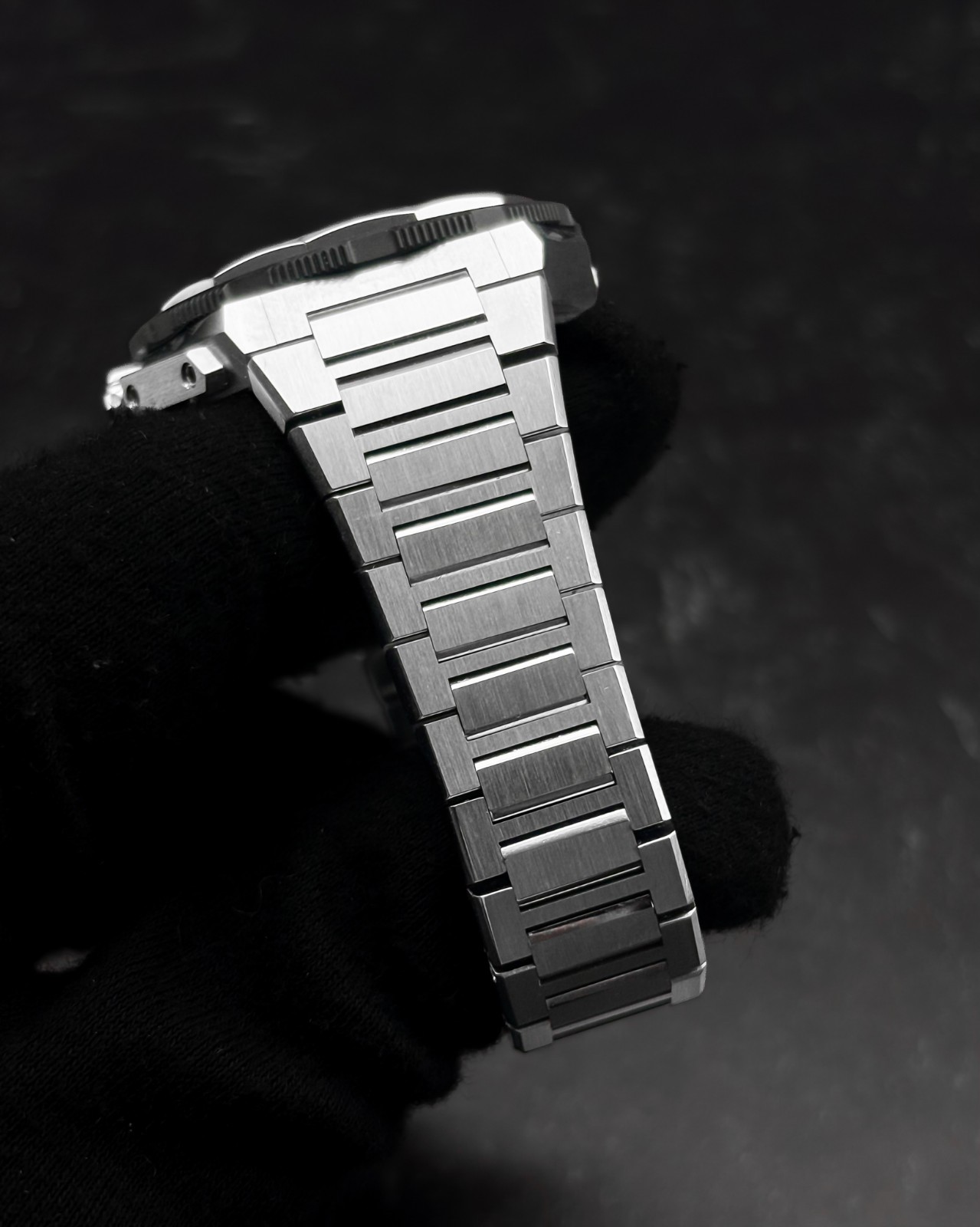 2024 | Zenith Defy Extreme Diver | Black Dial | Warranty | 95.9600.3620/21.I300