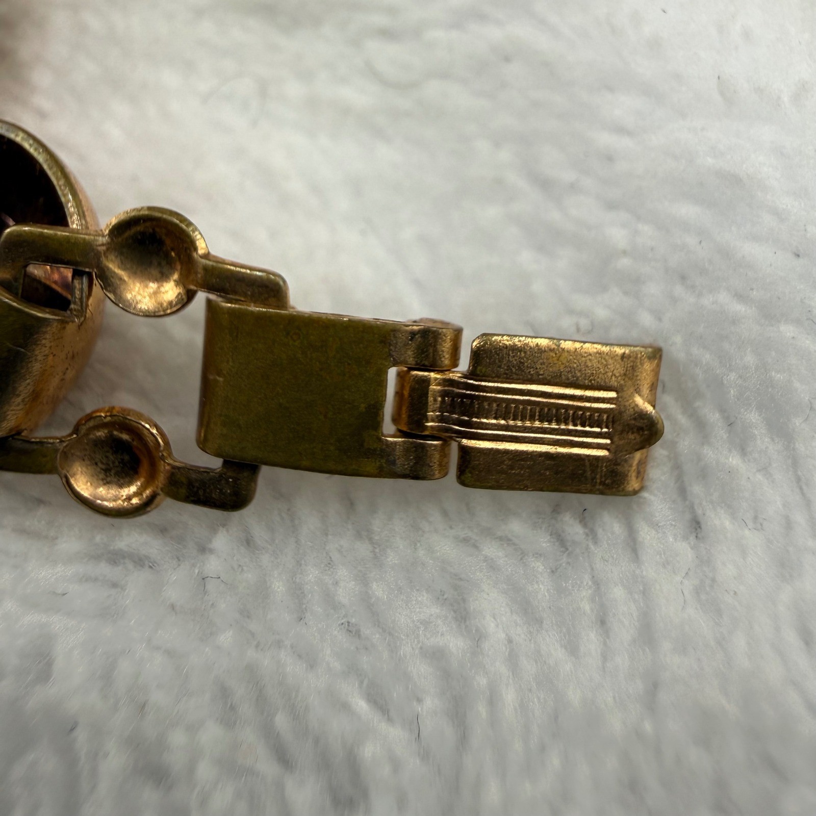 Vintage Bracelet Gold Tone Domed Star Set Rhinestone Link 6in