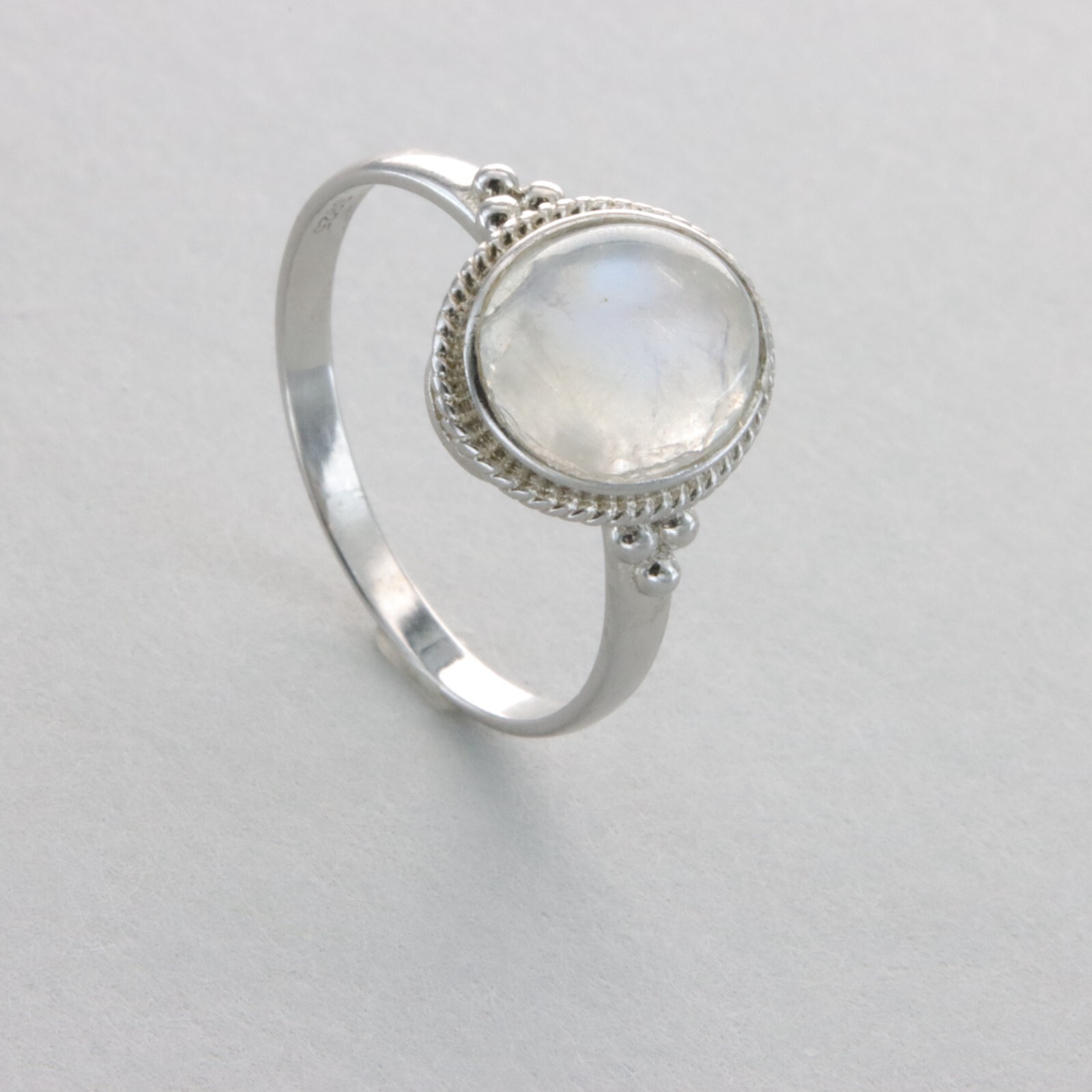 Oval Rainbow MOONSTONE Ring – Multiple Sizes – 925 STERLING SILVER #130e
