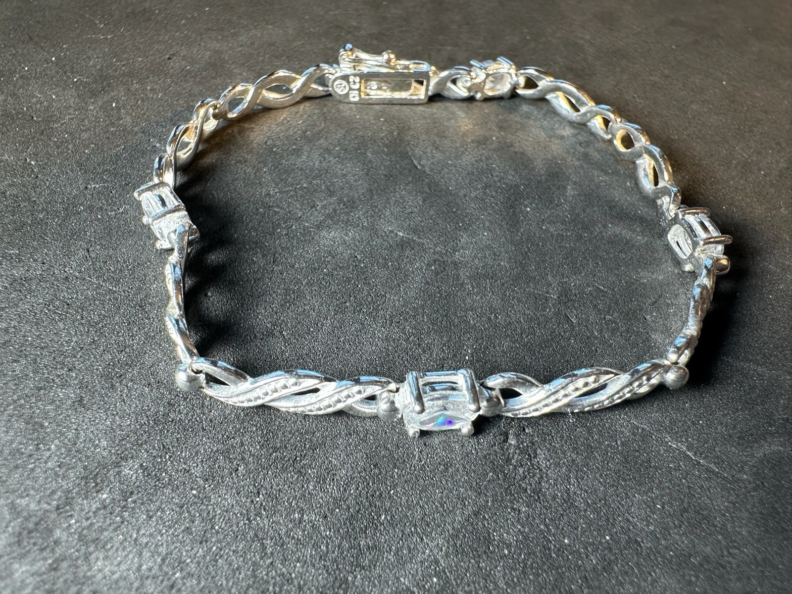 8.0g Vintage 925 Sterling Silver CZ Tennis Bracelet Wave Link Box Clasp M 7.2 in