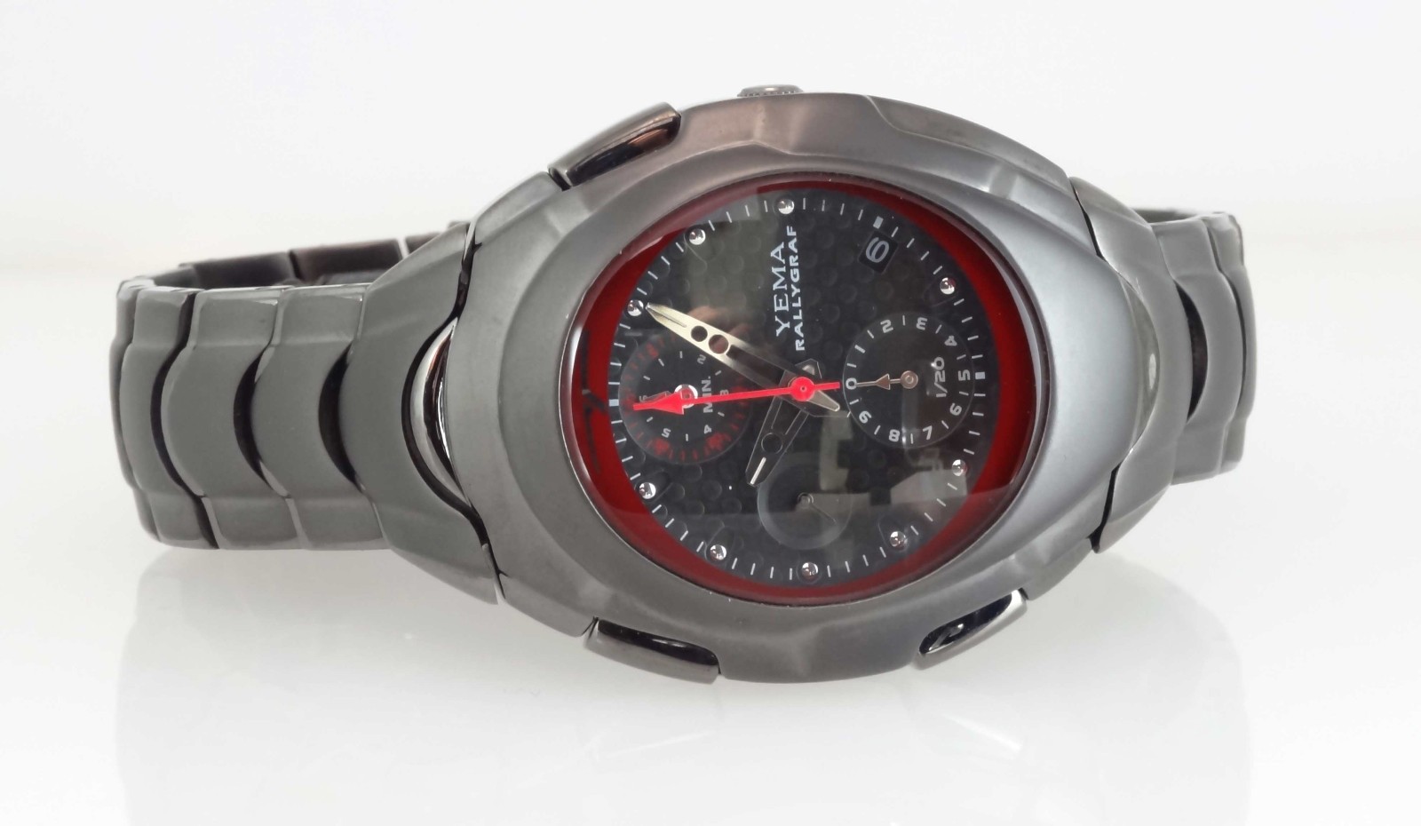 YEMA BY SEIKO YM 601 RALLYGRAF QUARTZ CHRONOGRAPH WATCH – – NEW IN BOX * RARE