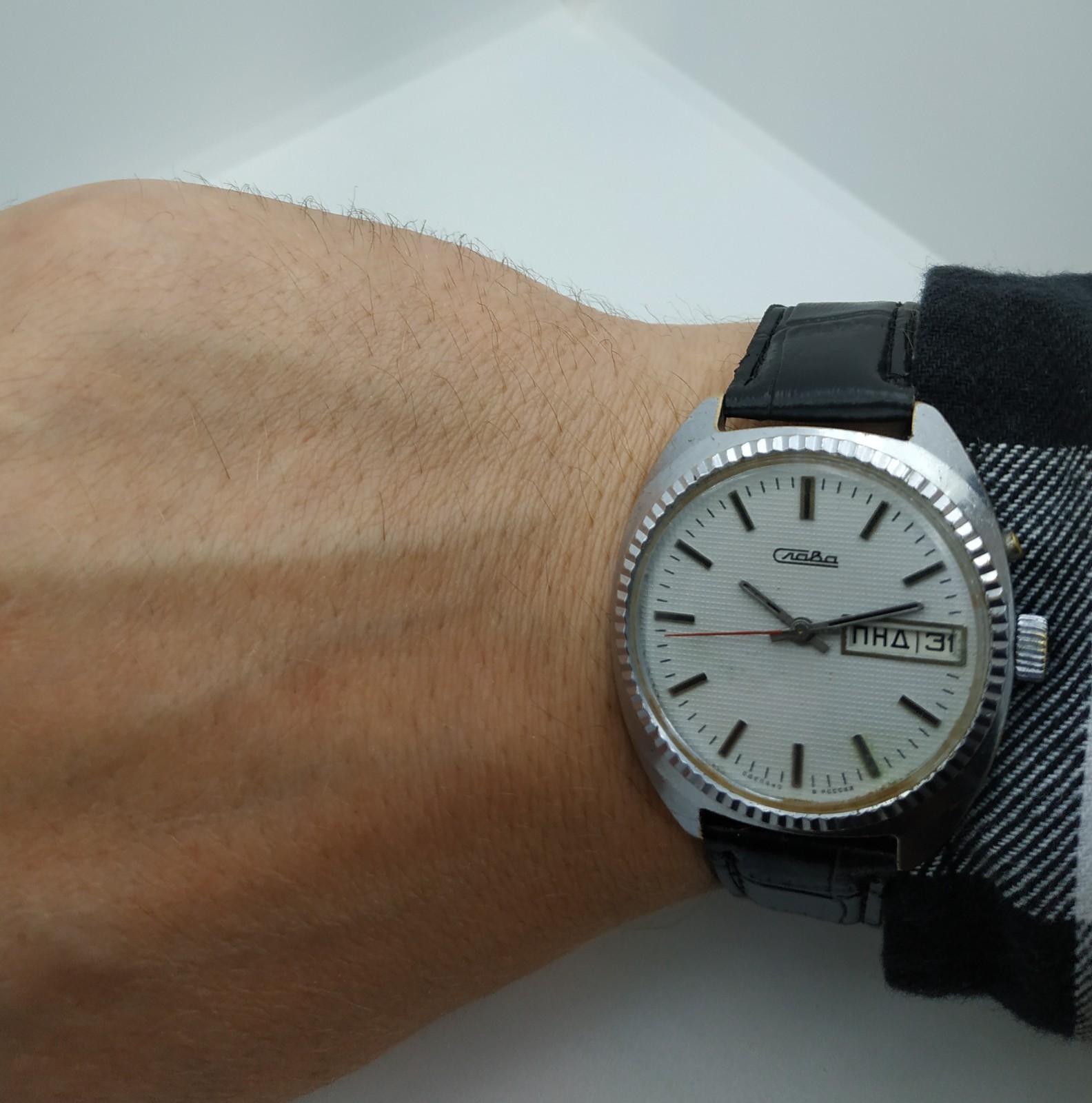 Dress Men’s Watch SLAVA Vintage USSR Mechanical SERVICED Retro Soviet Russia