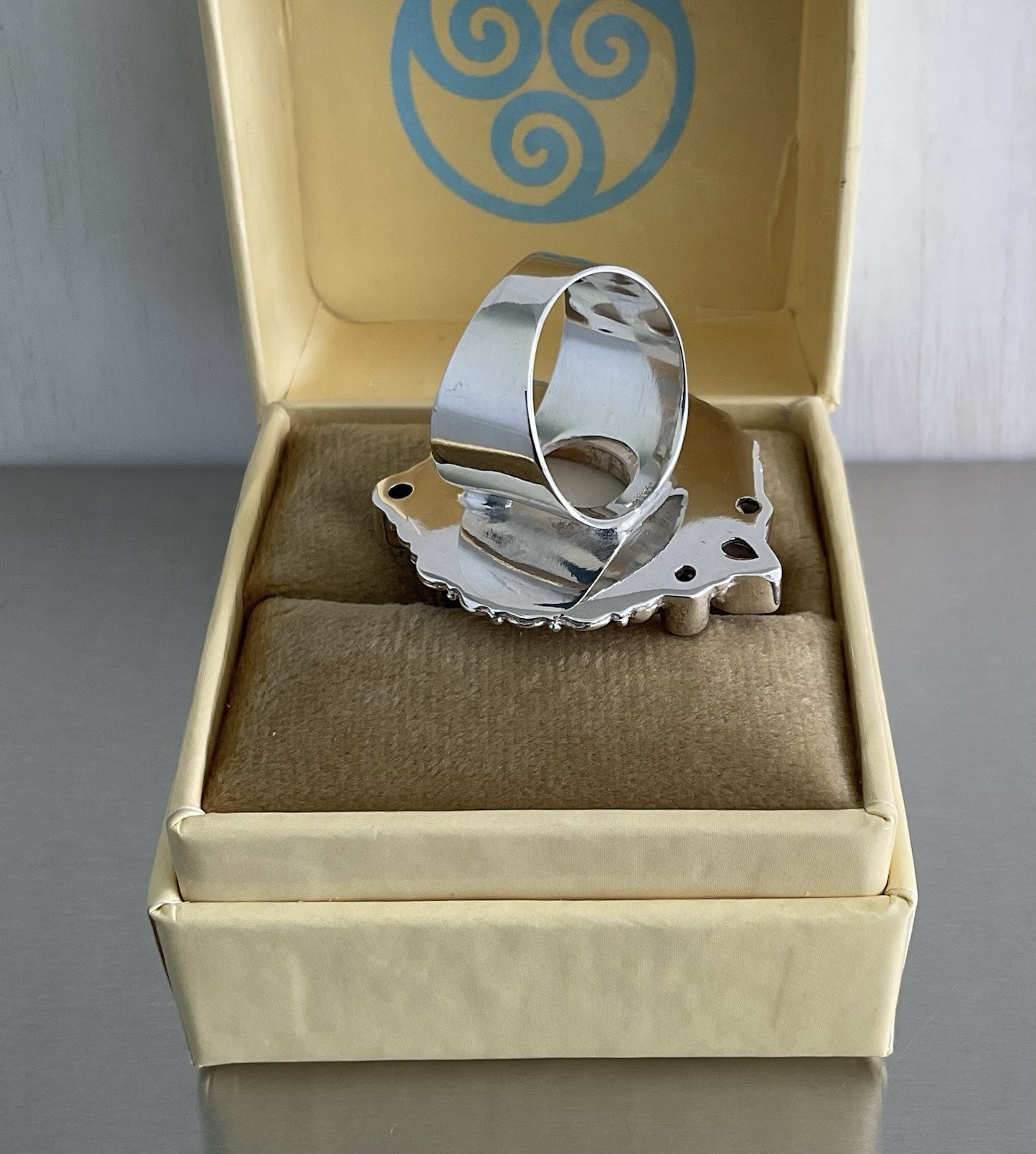 Sajen Silver Carved Goddess Ring Multi Gemstones 925 Sterling Silver Size 7