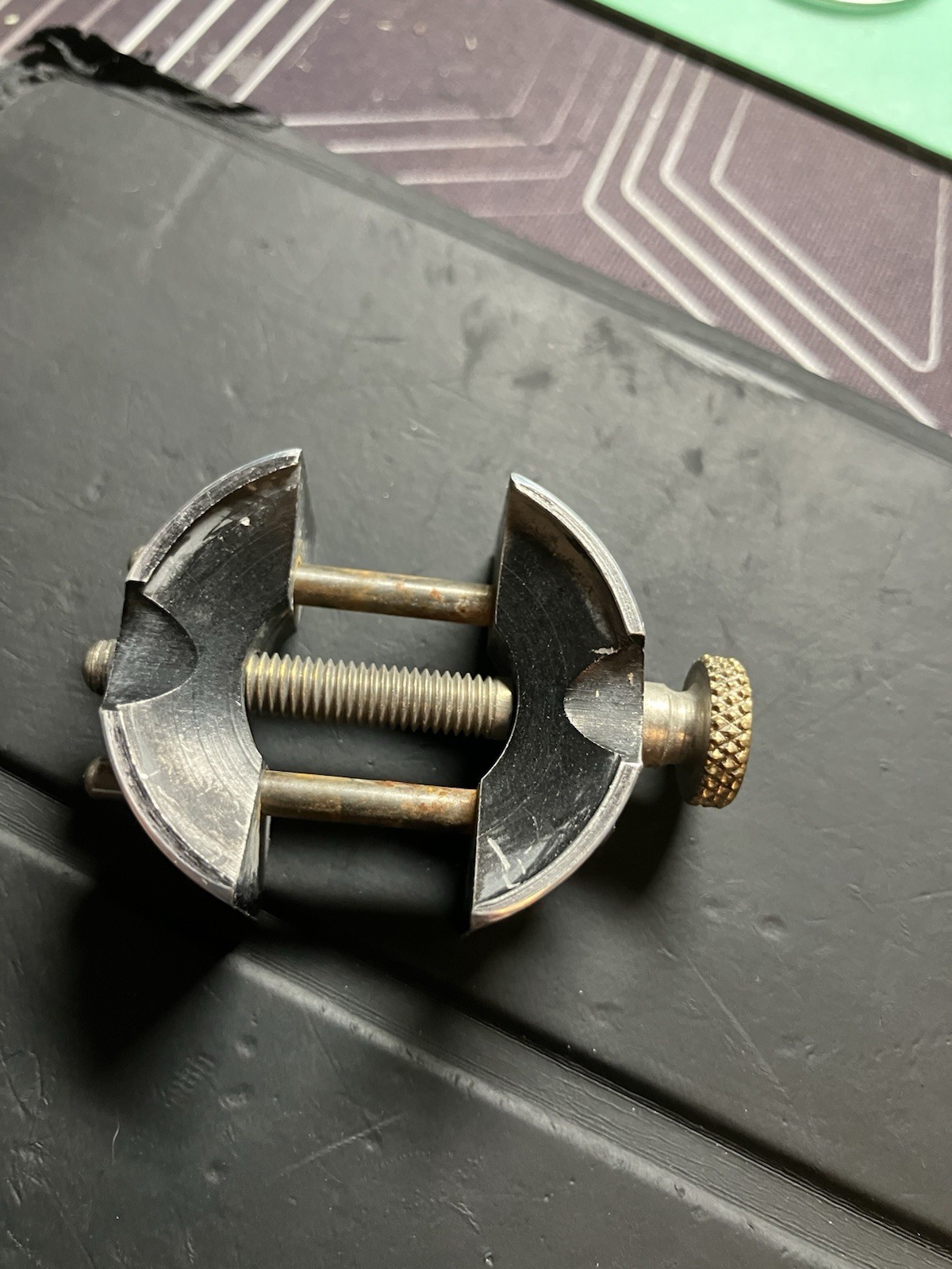 H-R Vintage Movement Holder