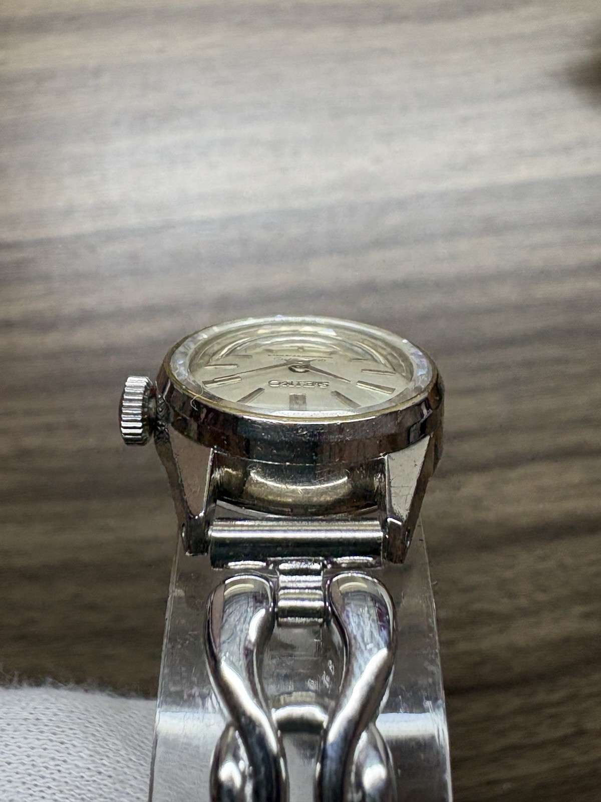 SEIKO Queen Seiko 1020-0010 Vintage 1975 Hand-Winding Ladies 14K WGF Japan