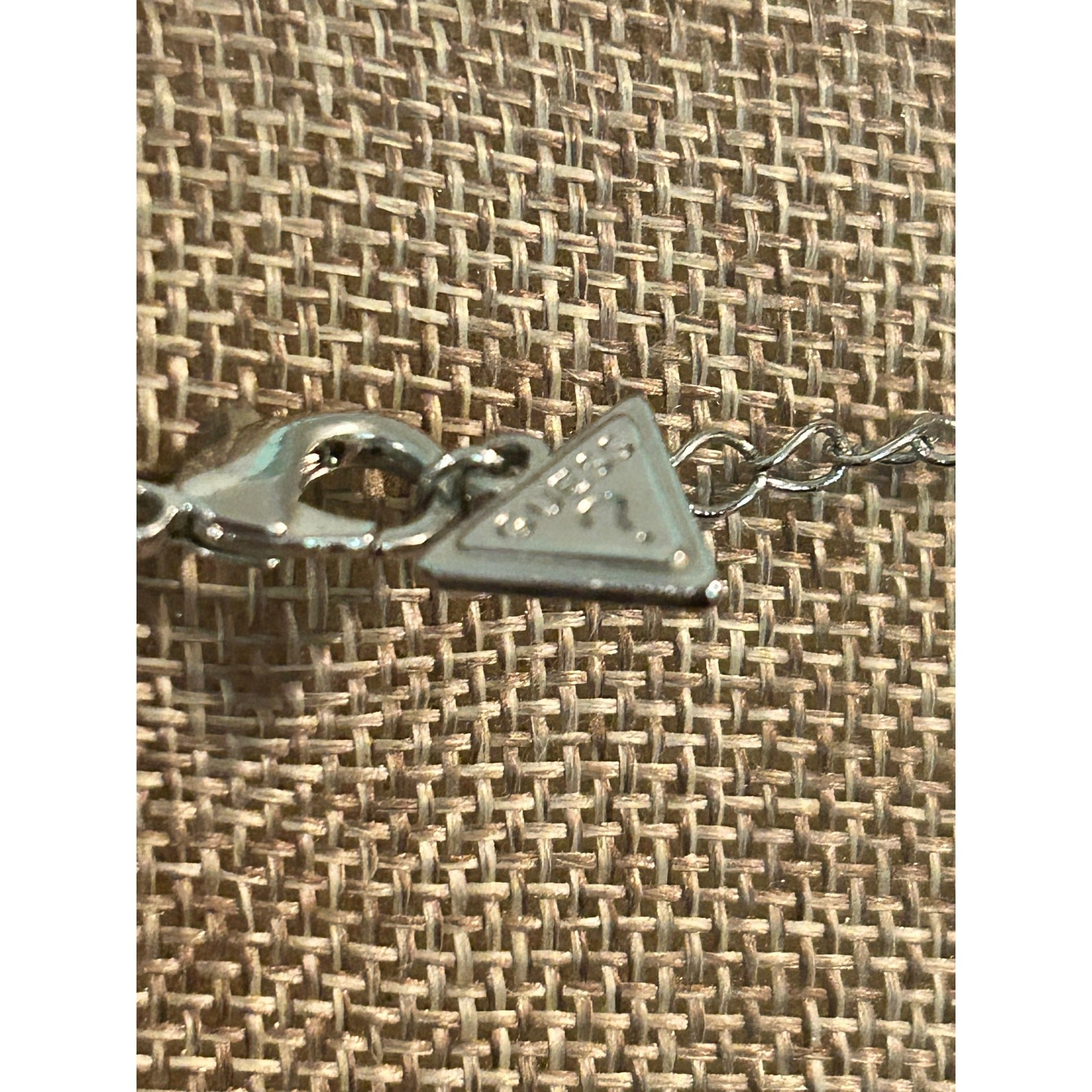 Guess ?