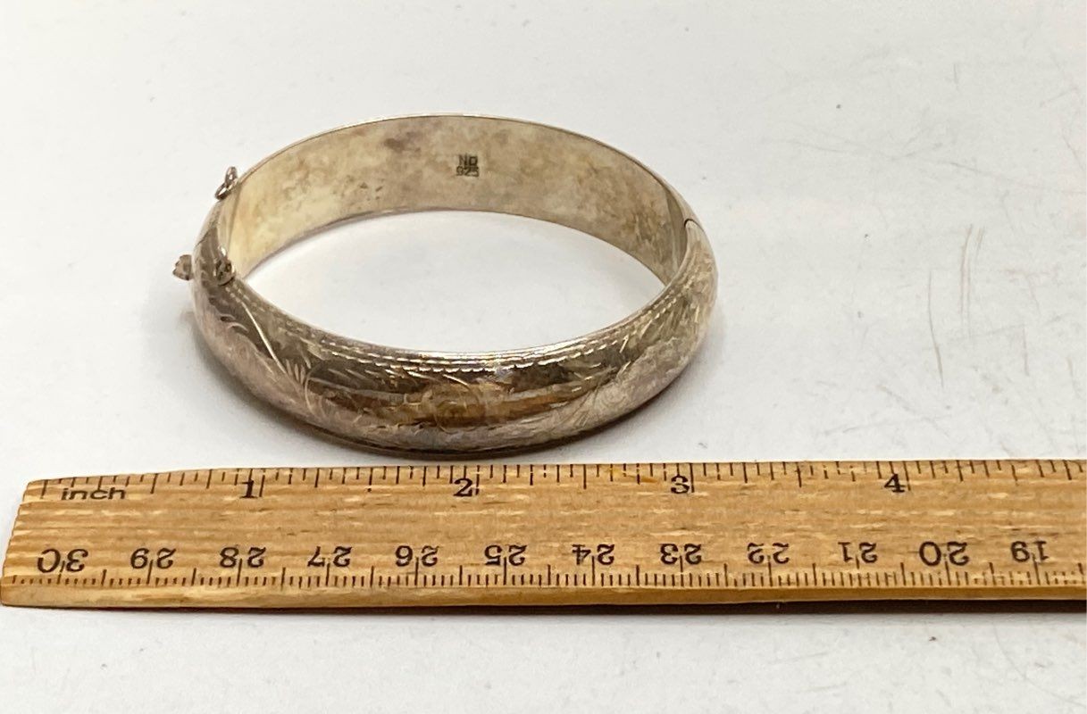 Sterling Silver 925 Engraved Floral Hinged Bangle Bracelet 7″ Vintage 22.4g