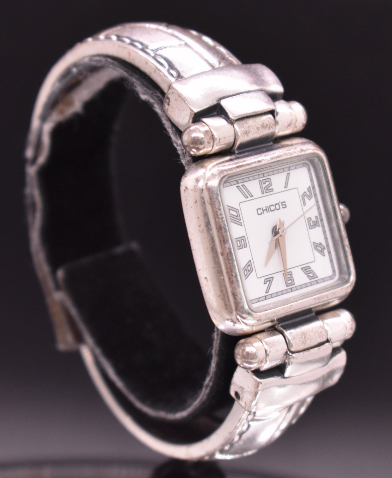 CHICO’S Silver Tone Square Dial Watch Women OX Cuff Bracelet Band NEW BATTERY