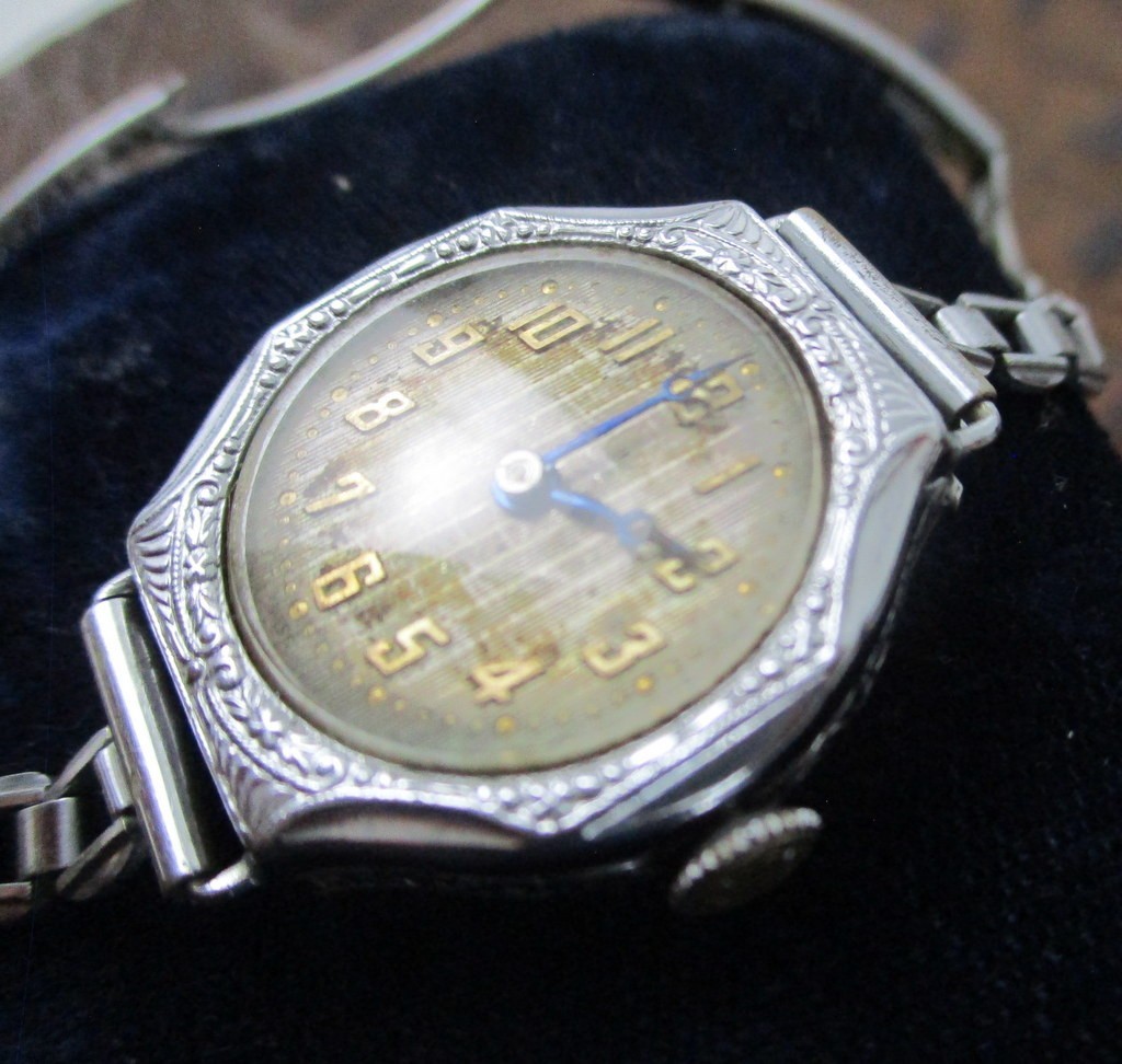 Vintage 1920s SLEDA Swiss Art Deco Watch – 6J 2 Adj – 14K RGP White Gold Case