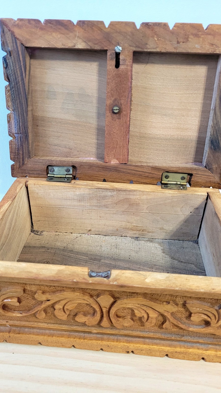 Vintage Hand-Carved Walnut Wooden Treasure Box with Rose Rotation Puzzle Lock