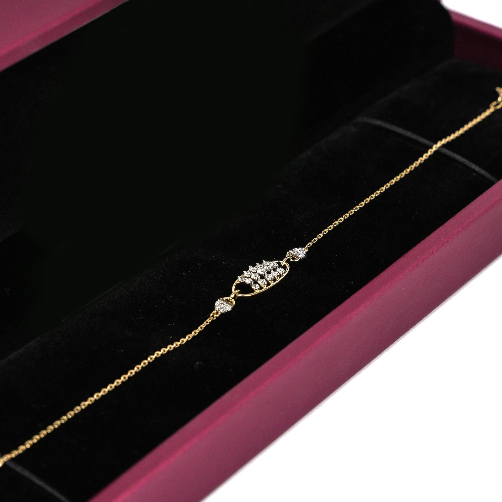 18 KARAT DIAMOND BRACELET | NATURAL DIAMOND | LIGHTWEIGHT | IGI CERTIFIED
