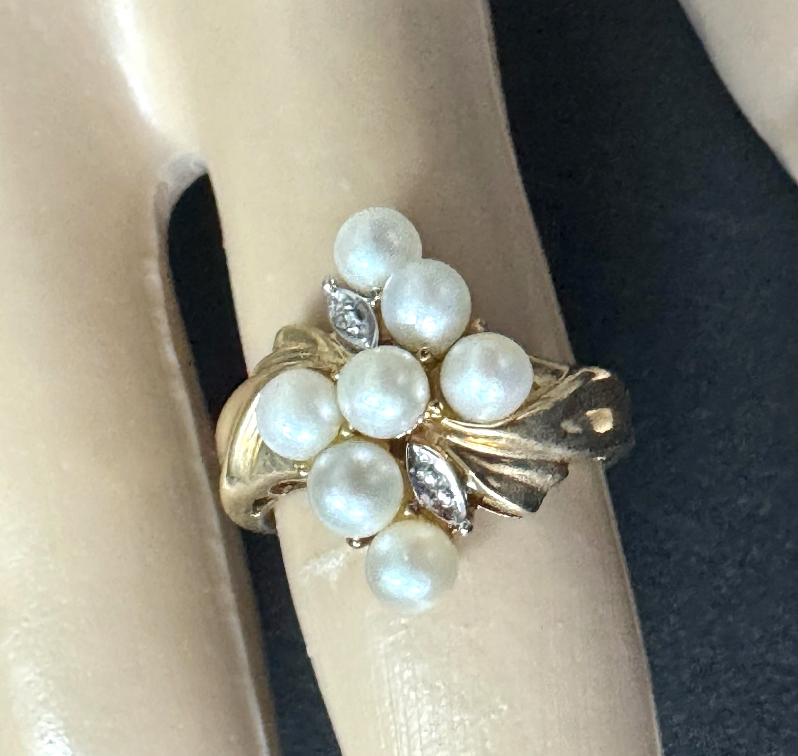 10K Yellow Gold Stamped, Hallmarked, Seed Pearls/Diamonds, 3.4 grams, Women’s Cl