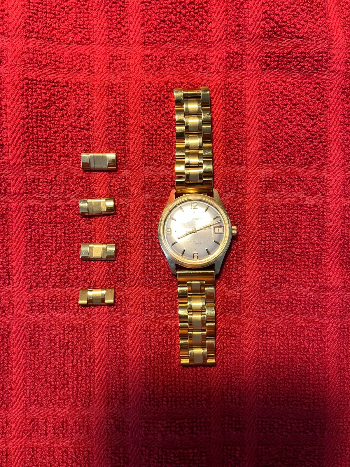 Vintage Men’s Waltham Incabloc Wrist watch Swiss made 17 Jewels