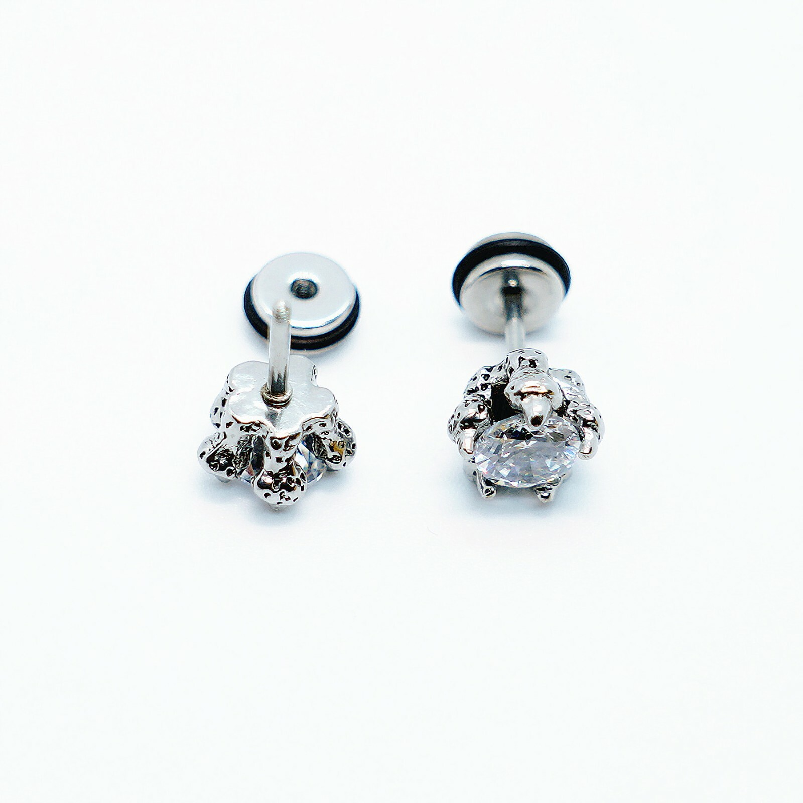 2pcs Stainless Steel Silver CZ Eagle Claw Men/Women Earrings Ear Screw Stud