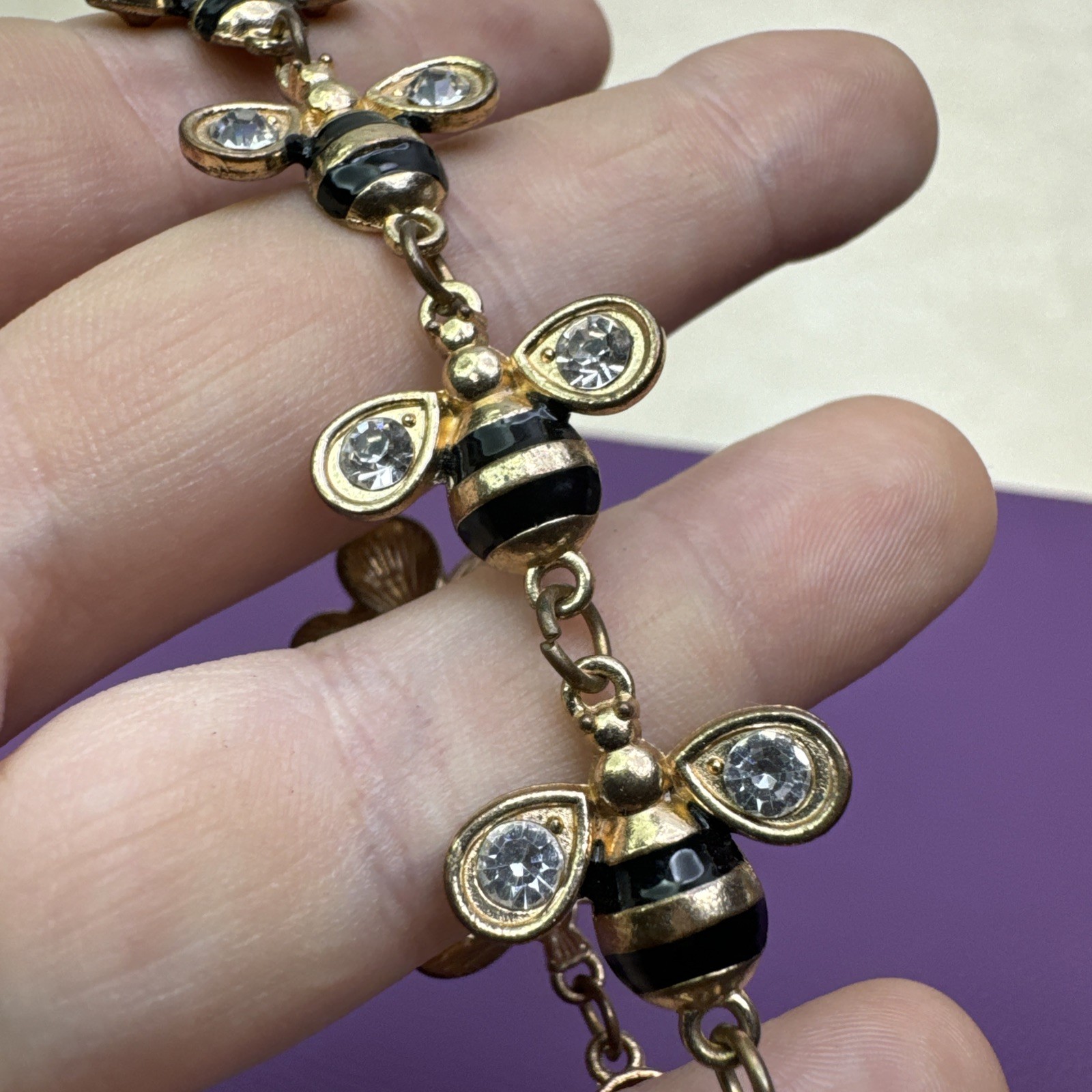 Bees Chain Bracelet Gold Tone Rhinestone Wings Black Enamel Lobster Clasp 7.5″