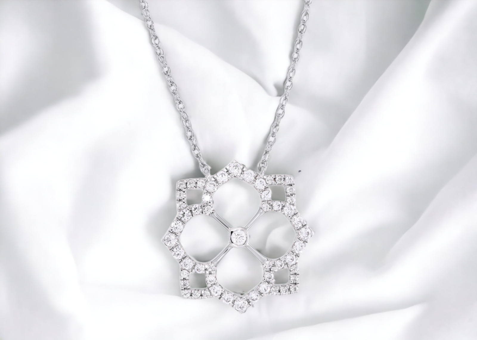 0.45 Ct Round Cut Lab Grown Diamond Necklace Pendant 925 Sterling Silver / Solid