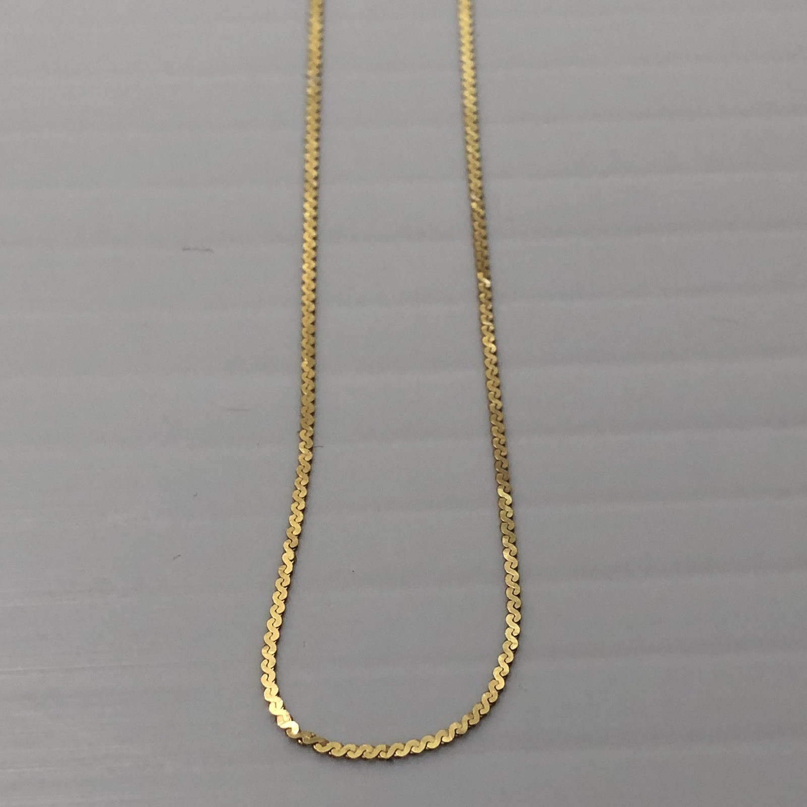 Vintage 14K Gold NECKLACE Skinny Flat Chain Italy 1mm wide 18” Long 1 G