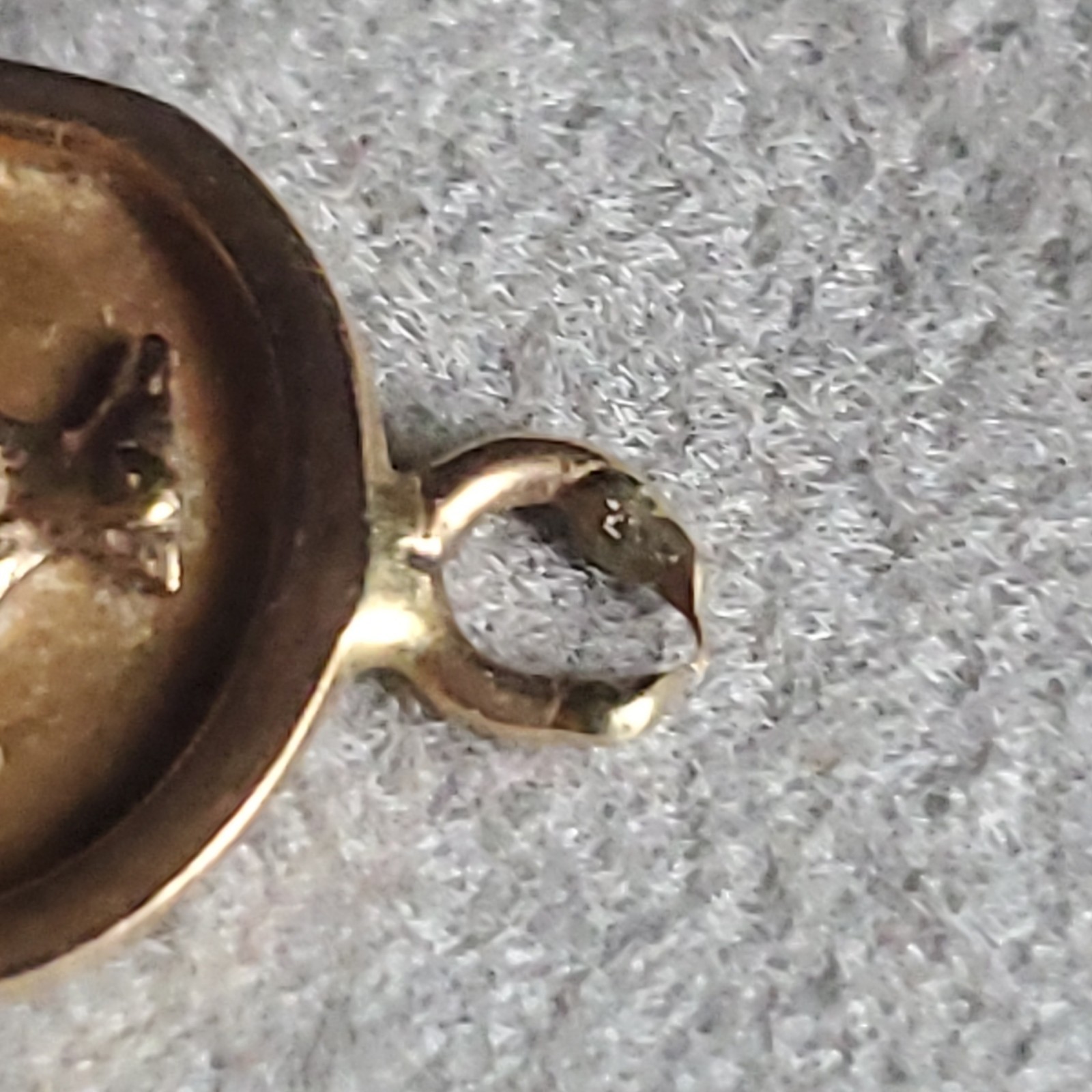 18k Gold Animal Hieroglyphic Cartouche Charm Pendant Needs New Bail For Chain