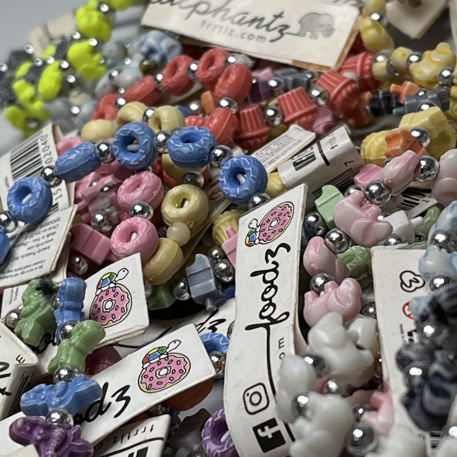 Lot Of 100 Trrtlz Kids Stretch Bracelets Mixed colors and Styles