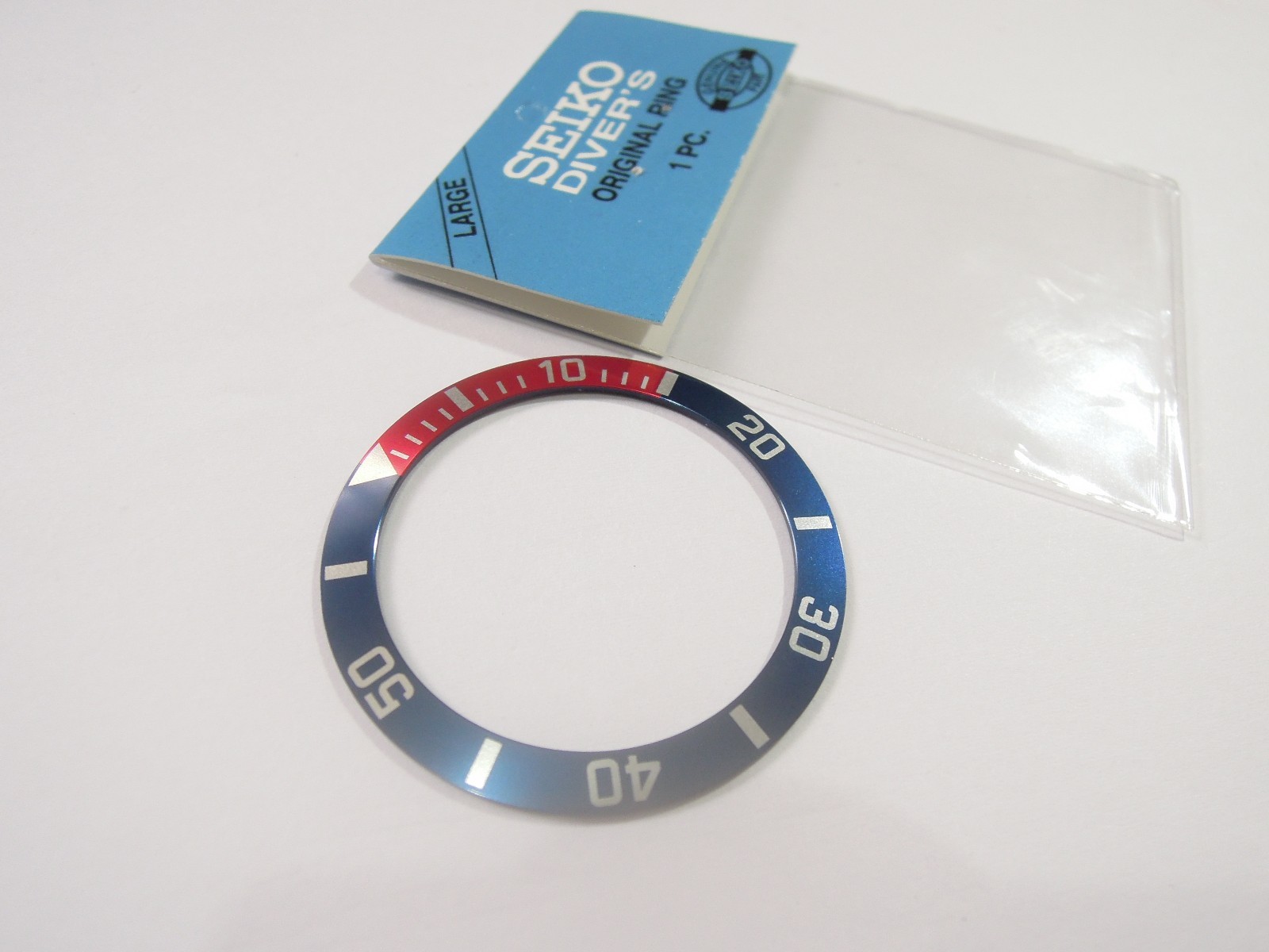 NEW BLUE/RED PEPSI BEZEL INSERT LARGE DIVERS SKX031-032 10BAR (7S26-0040) WATCH