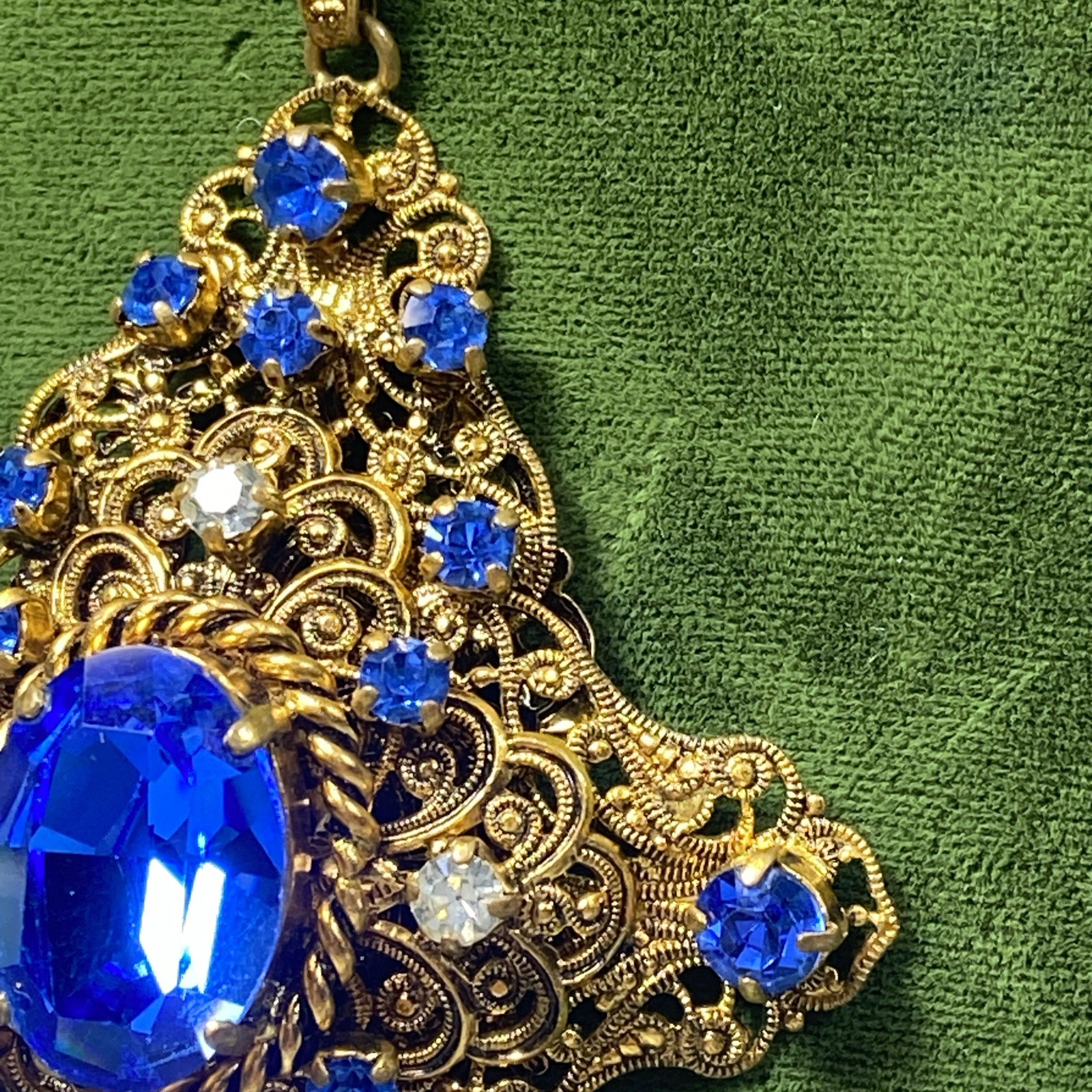 VTG West Germany Blue Rhinestone Filigree Pendant 26″ Necklace 3.25″ Czech Glass