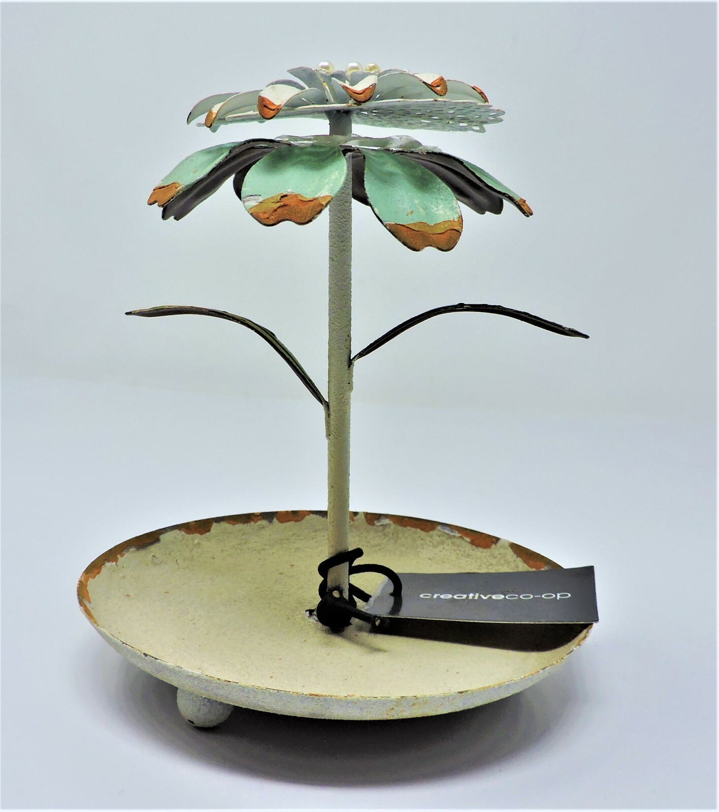 Creative Co-op DA1928A 5-3/4″H Metal Flower Rustic Jewelry Holder w/ Tiny Pearls